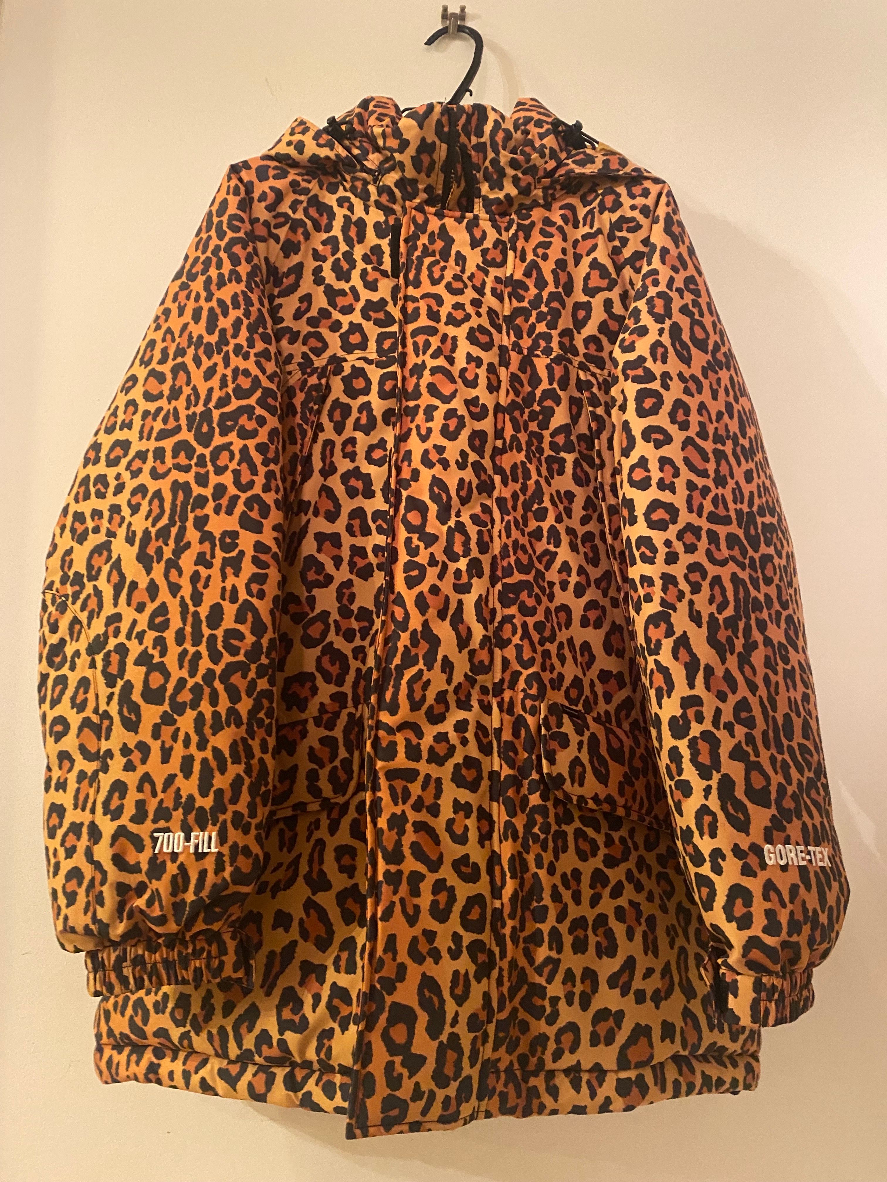 Supreme GORE-TEX 700-Fill Down Parka "Leopard"