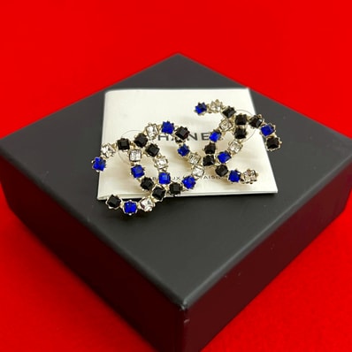 CHANEL シャネル ココマーク メタル ラインストーン ピアス ゴールド
78779