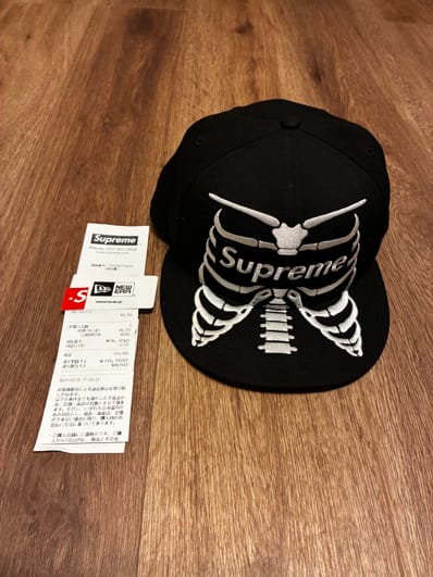 Supreme Bones Box Logo New Era "Black"