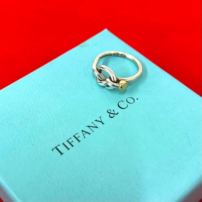 TIFFANY&Co. ティファニー フック&アイ ラブノット シルバー925 K18イエローゴールド リング・指輪 10号 シルバー
100-2
