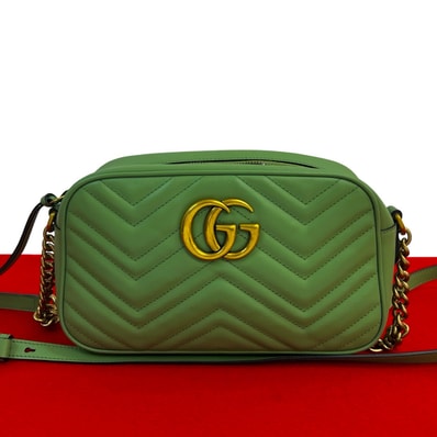 GUCCI グッチ GGマーモント レザー ショルダーバッグ グリーン
61489