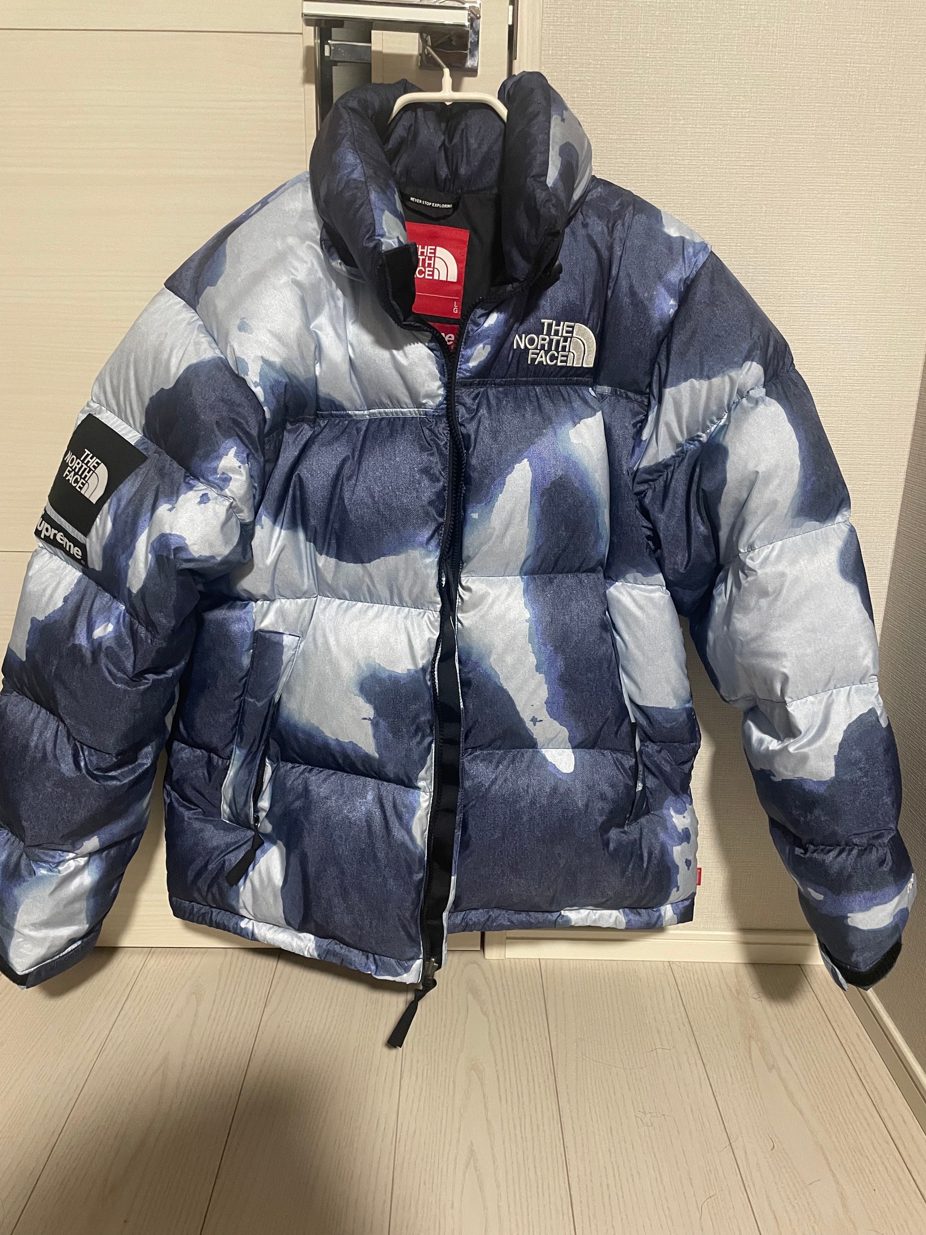 Supreme x The North Face Bleached Denim Print Nuptse Jacket "Indigo"