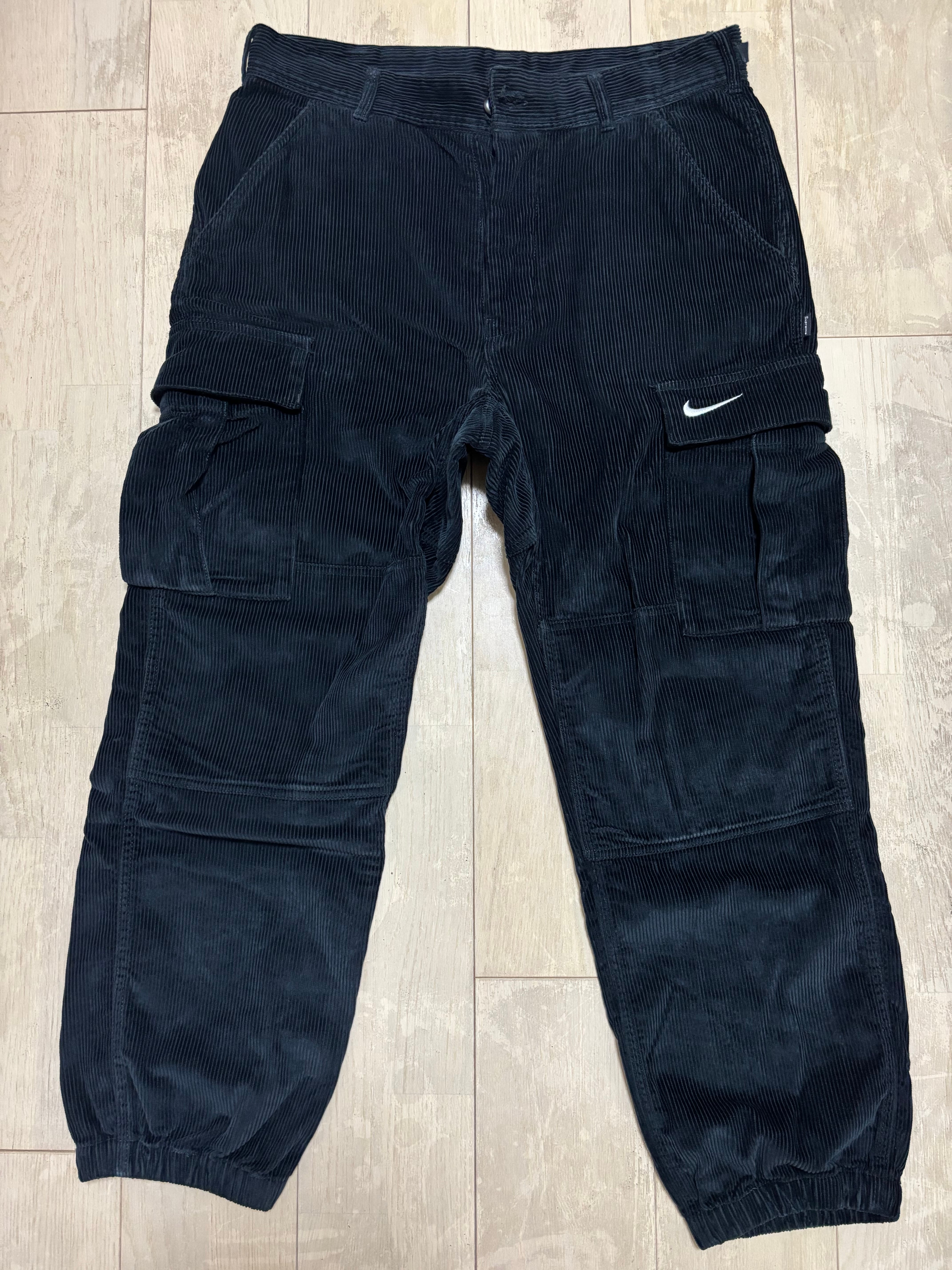 Supreme / Nike Arc Corduroy Cargo Pant "Black"