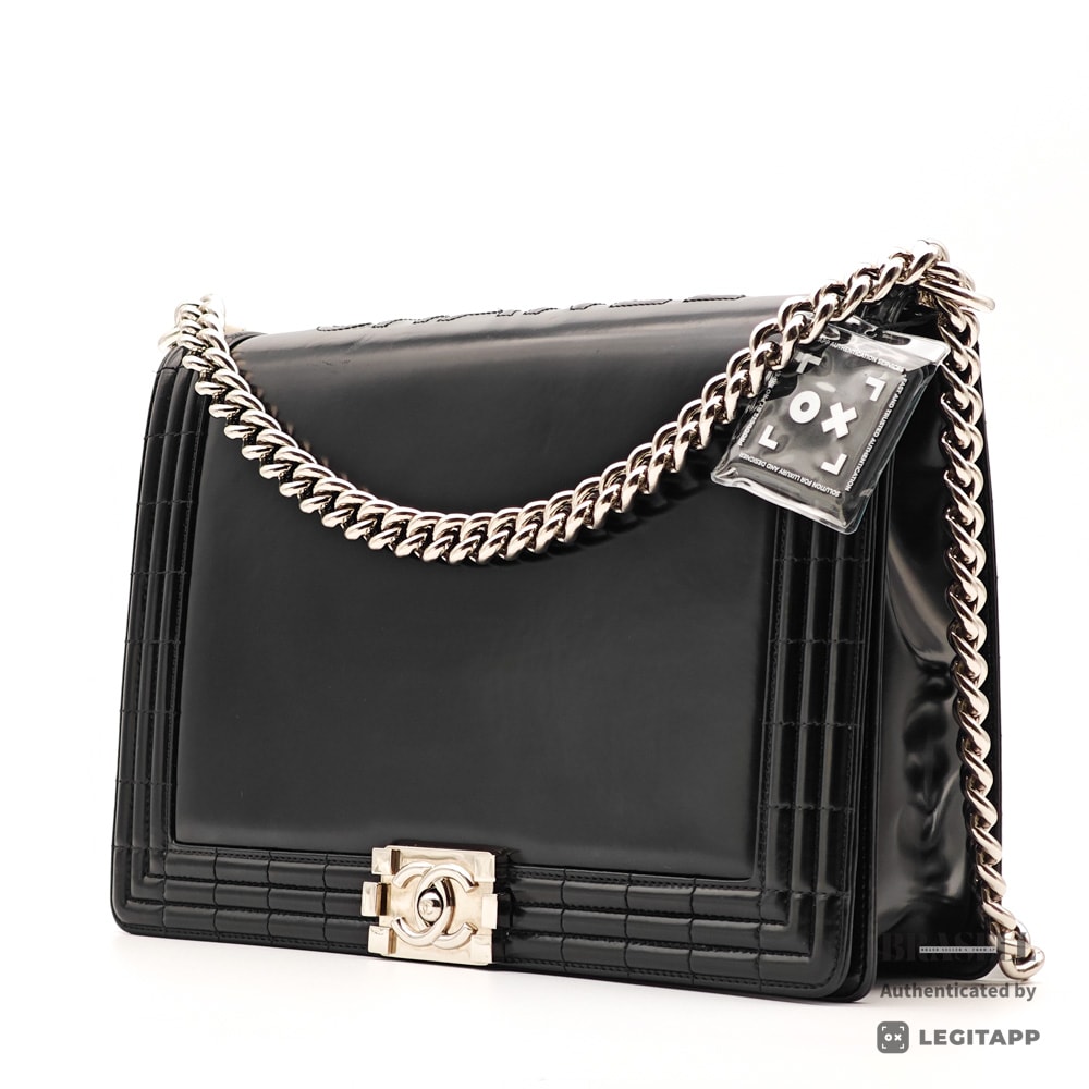 CHANEL シャネル 16566016 ショルダーバッグ Patent Leather レディース