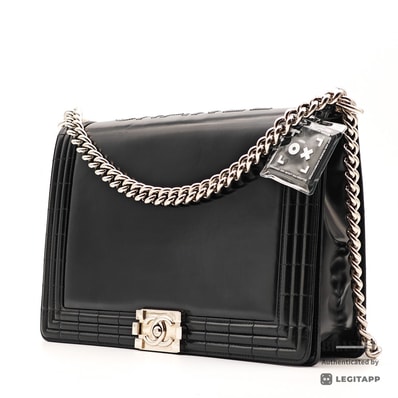 CHANEL シャネル 16566016 ショルダーバッグ Patent Leather レディース