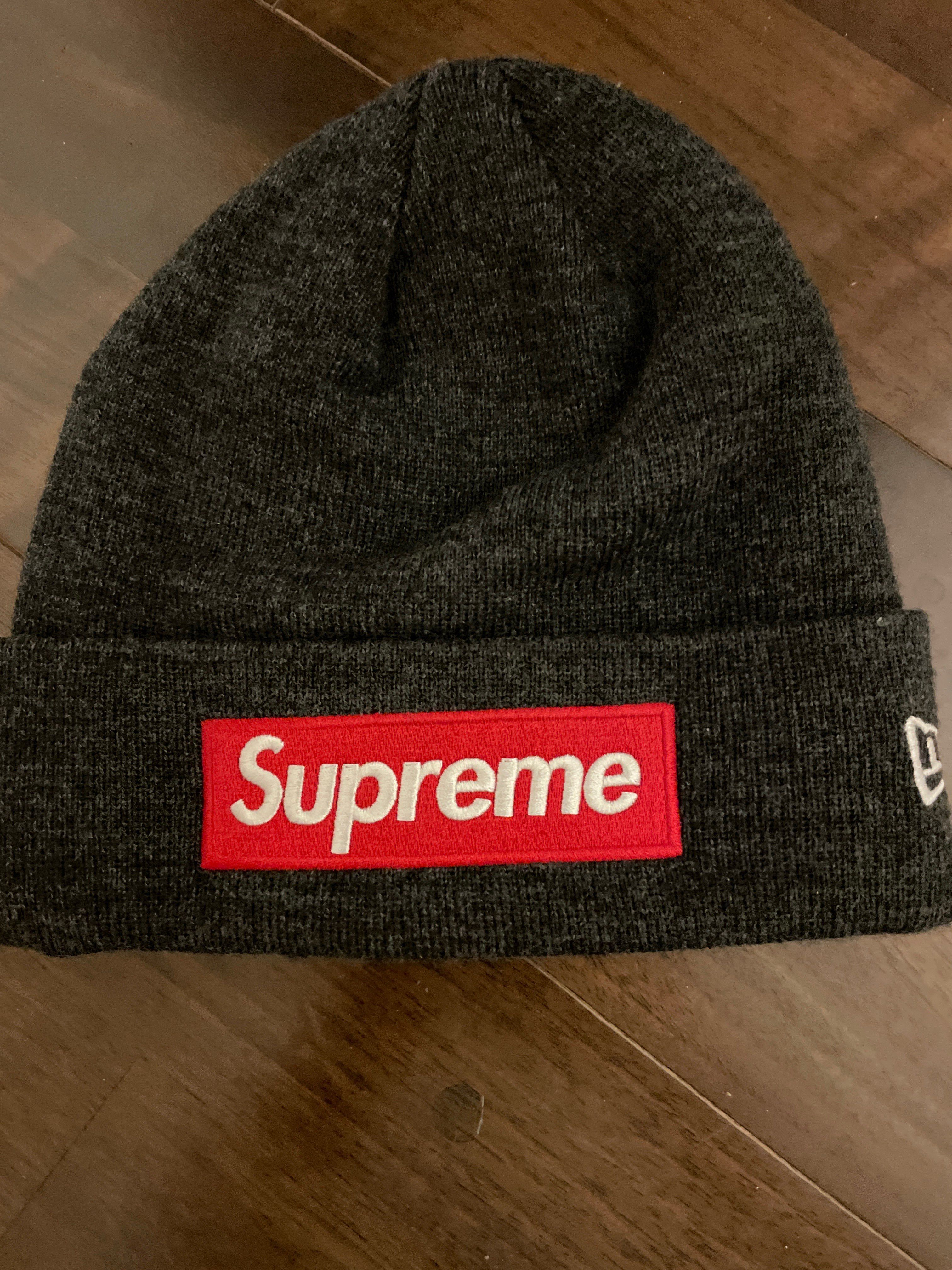 Supreme New Era® Box Logo Beanie "Charcoal" (21FW)