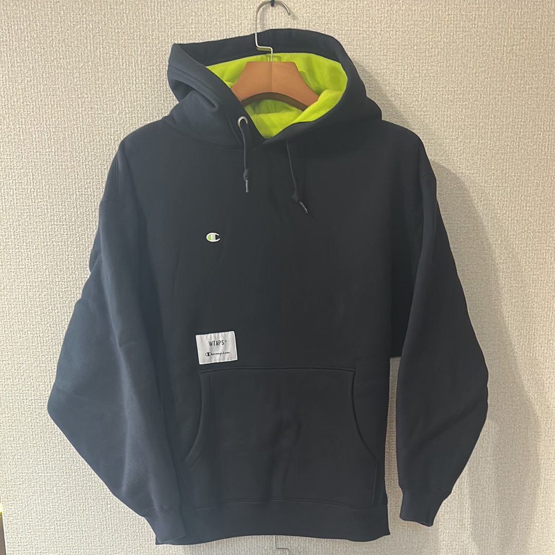 ダブルタップス x チャンピオン アカデミー フーデッド 222HBCHD-CSM04S "ブラック"