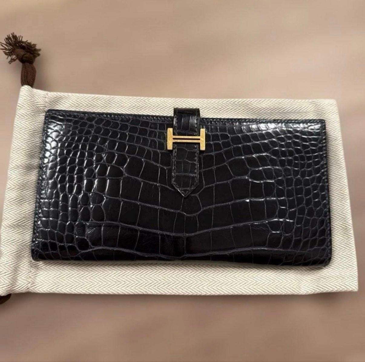 HERMES エルメスベアンアリゲーター長財布ネイビー