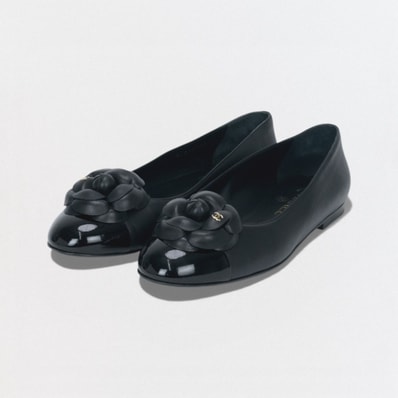 シャネル CHANEL パンプス 靴 シューズ レザー パテント ブラック Black 黒 ココマーク カメリア