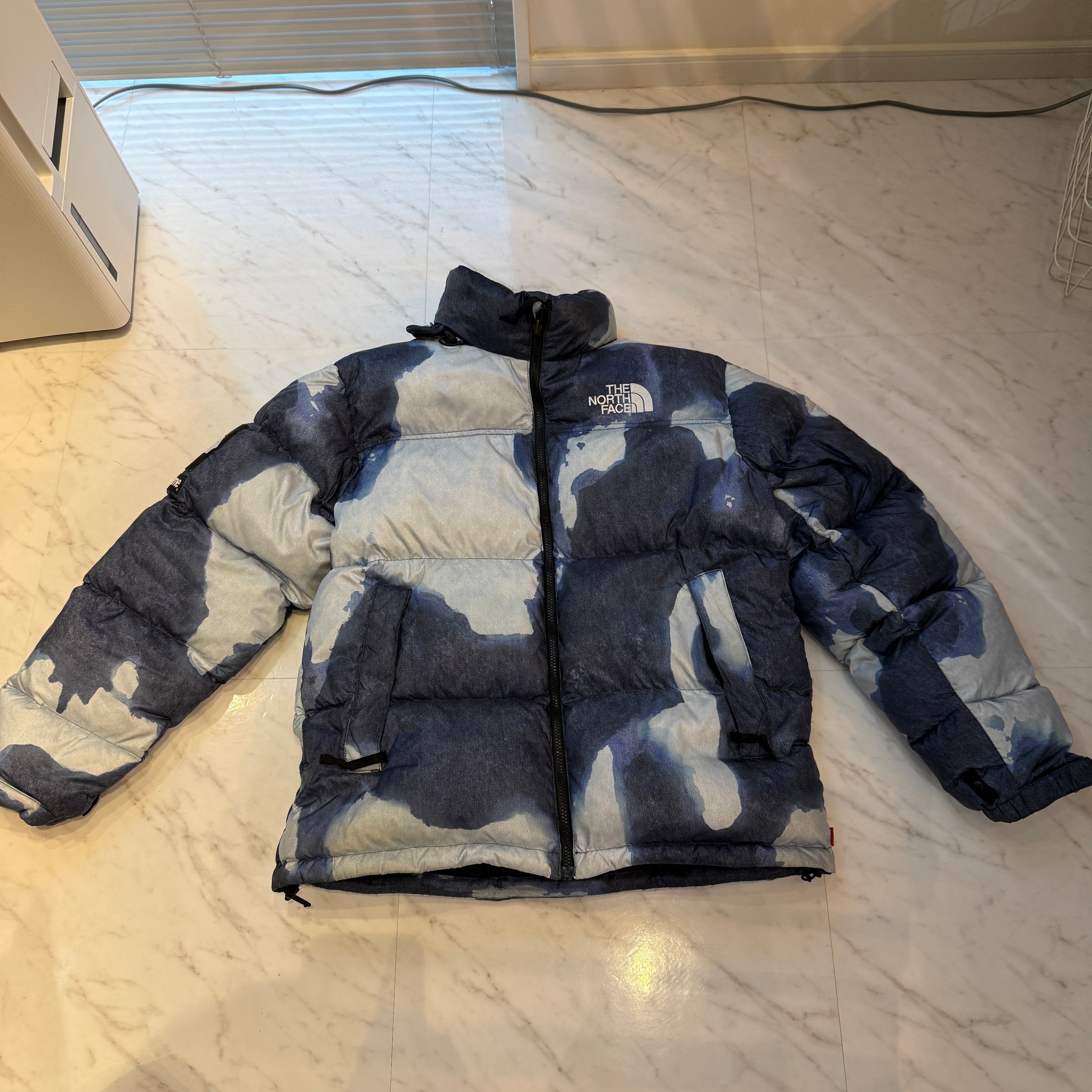 Supreme x The North Face Bleached Denim Print Nuptse Jacket "Indigo"