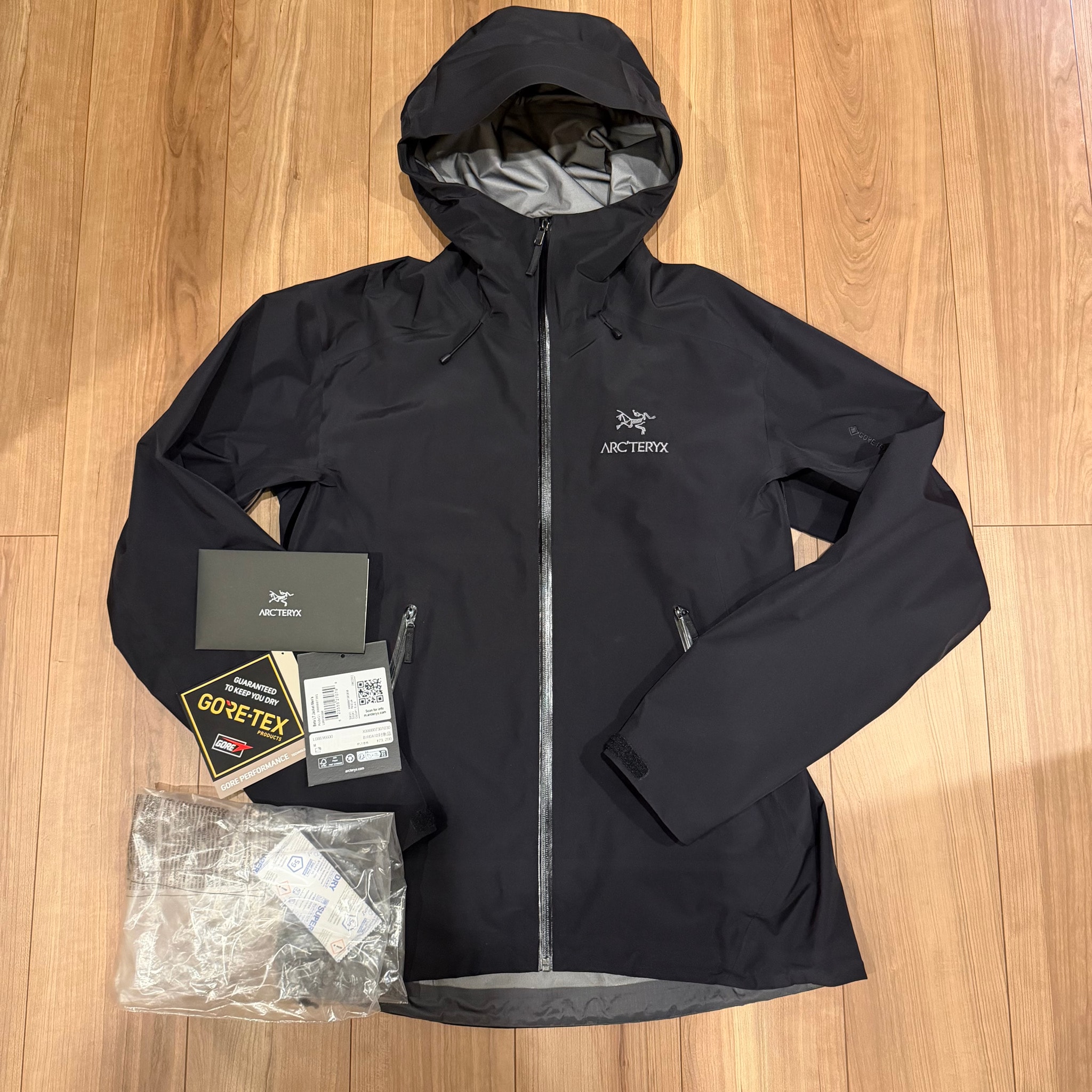 ARC'TERYX Beta LT Jacket "Black"
