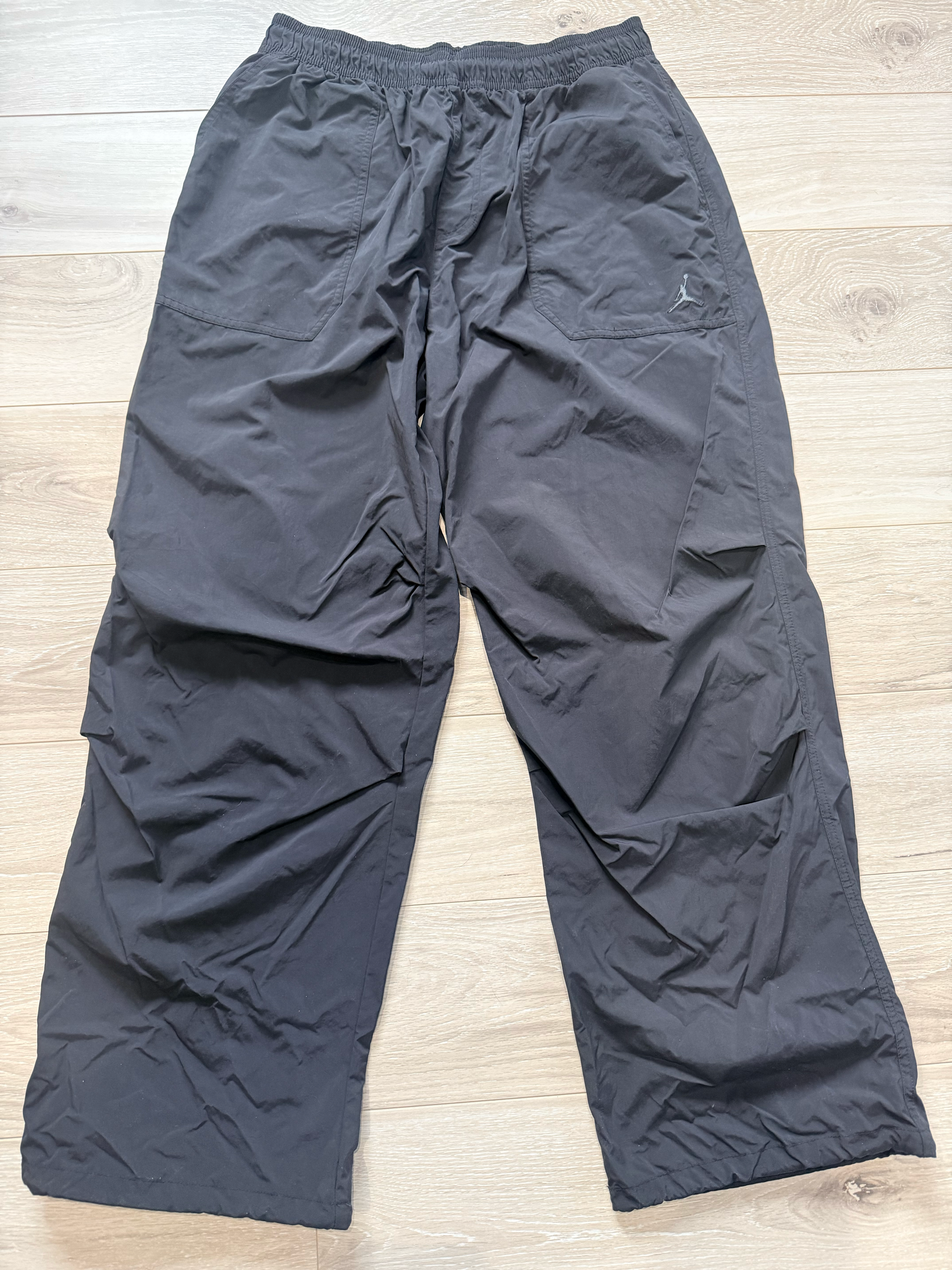 JORDAN ESSENTIALS WOVEN PANTS M size