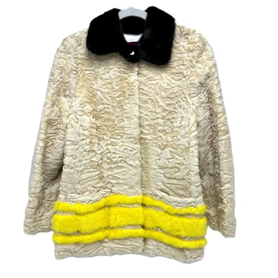 モンクレール MONCLER ガムルージュ アストラカン アパレル ファー ショートコート アパレル 長袖 ジャケット ミンク ベージュ×ブラック×イエロー