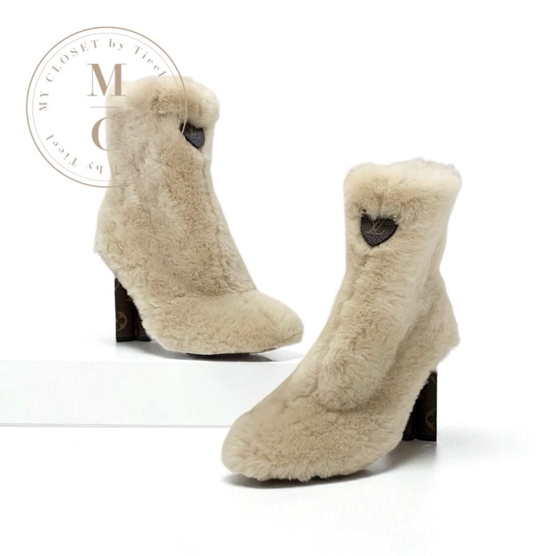 ルイヴィトン LOUIS VUITTON シルエットライン モノグラム ブーツ ショートブーツ 靴 シューズ ファー レザー ベージュ ブラウン 未使用 アンクルブーツ