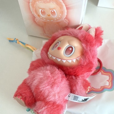 POP MART THE MONSTERS (LABUBU) Big into Energy Series Plush Pendant LOVE