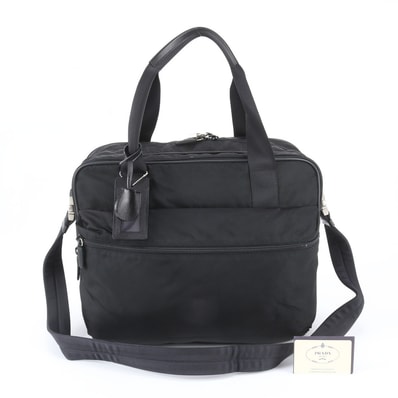 ■美品 プラダ テスート ナイロントライアングルロゴ V141
