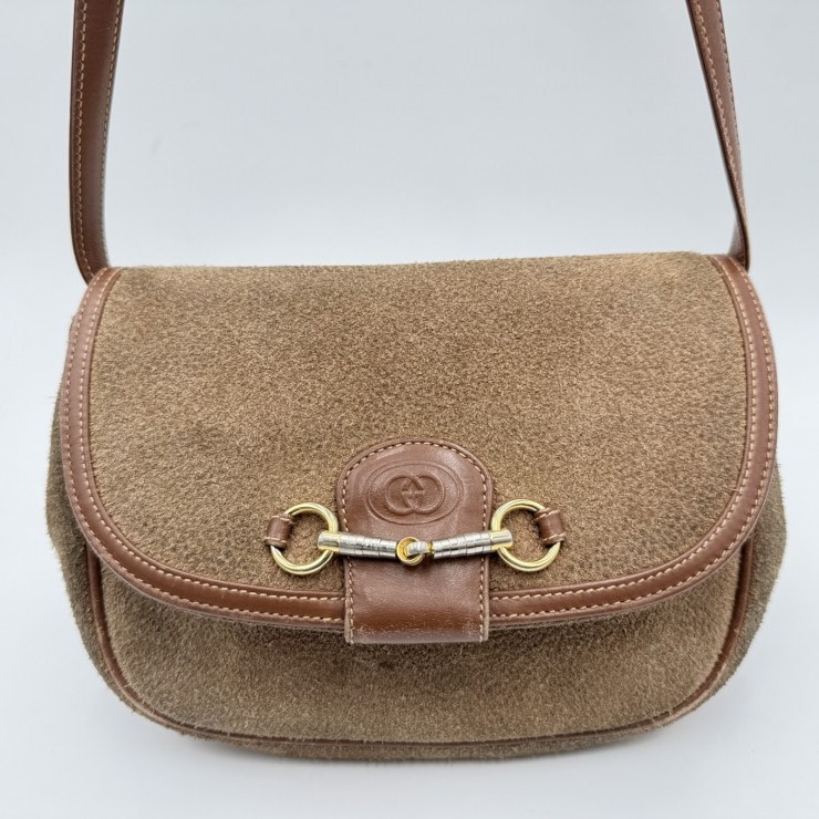 GUCCI(グッチ)ホースビット ショルダーバッグ スエード ブラウン系 ゴールドトーン金具 レディース