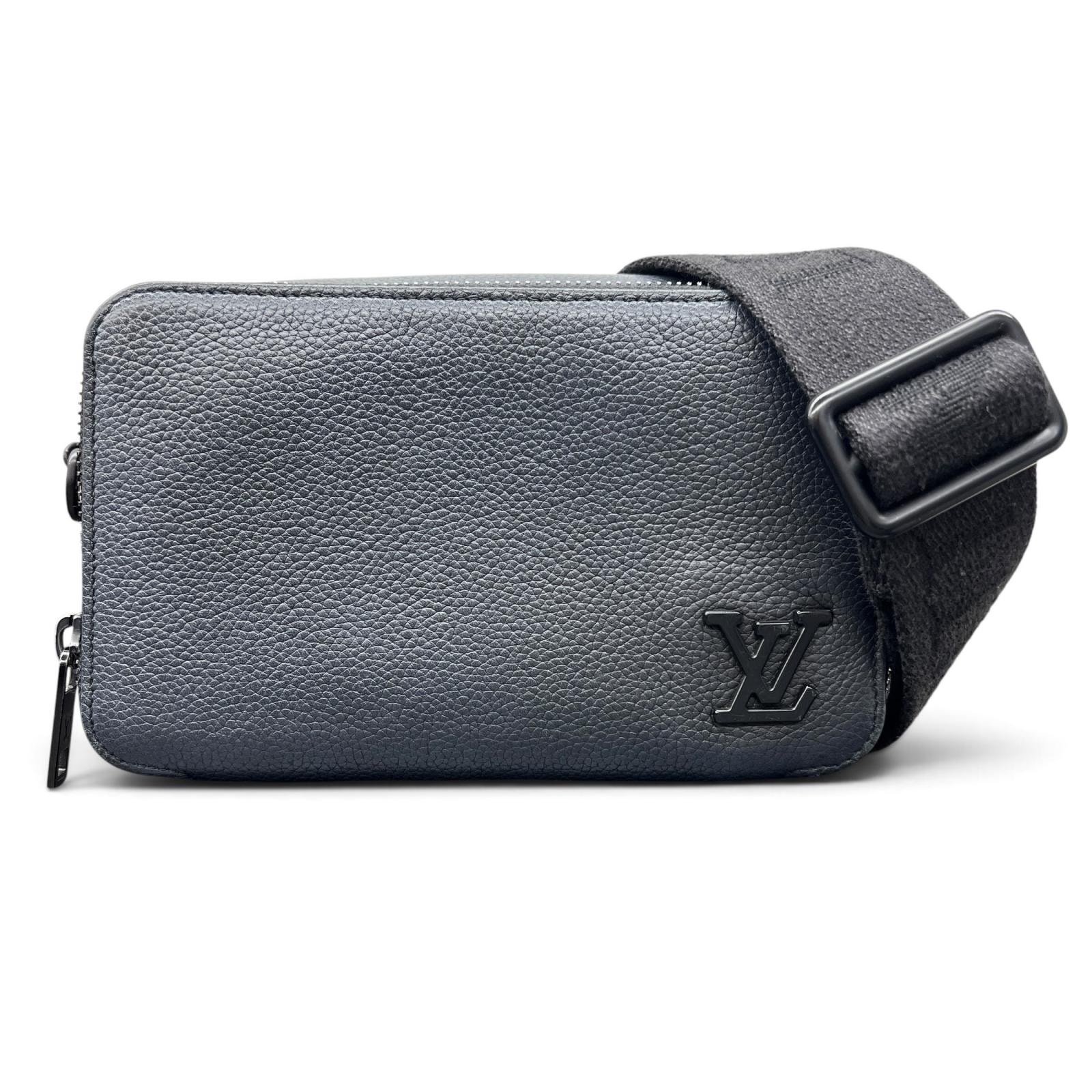LOUIS VUITTON 美品 ルイヴィトン アルファ ウェアラブルウォレット アエログラム ショルダーバッグ M59161 RFID確認済 レザー ブラック クロスボディ ポシェット LV ヴィトン ABランク 鑑定済 中古 ヴィトンバッグ
