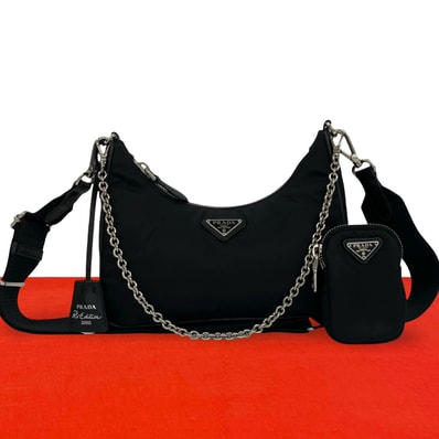 PRADA プラダ リ エディション 三角ロゴ 金具 ナイロン レザー ショルダーバッグ ブラック
17044