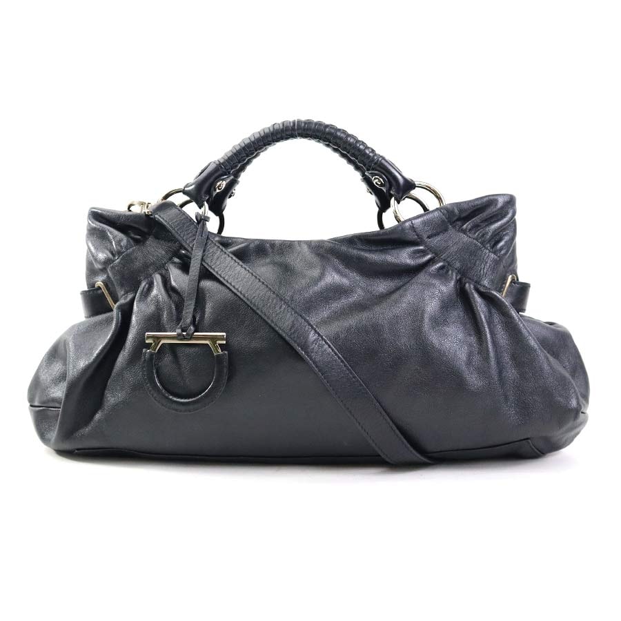 サルヴァトーレフェラガモ Salvatore Ferragamo ハンドバッグ ショルダーバッグ ガンチーニ レザー ブラック レディース【中古】 h31233n