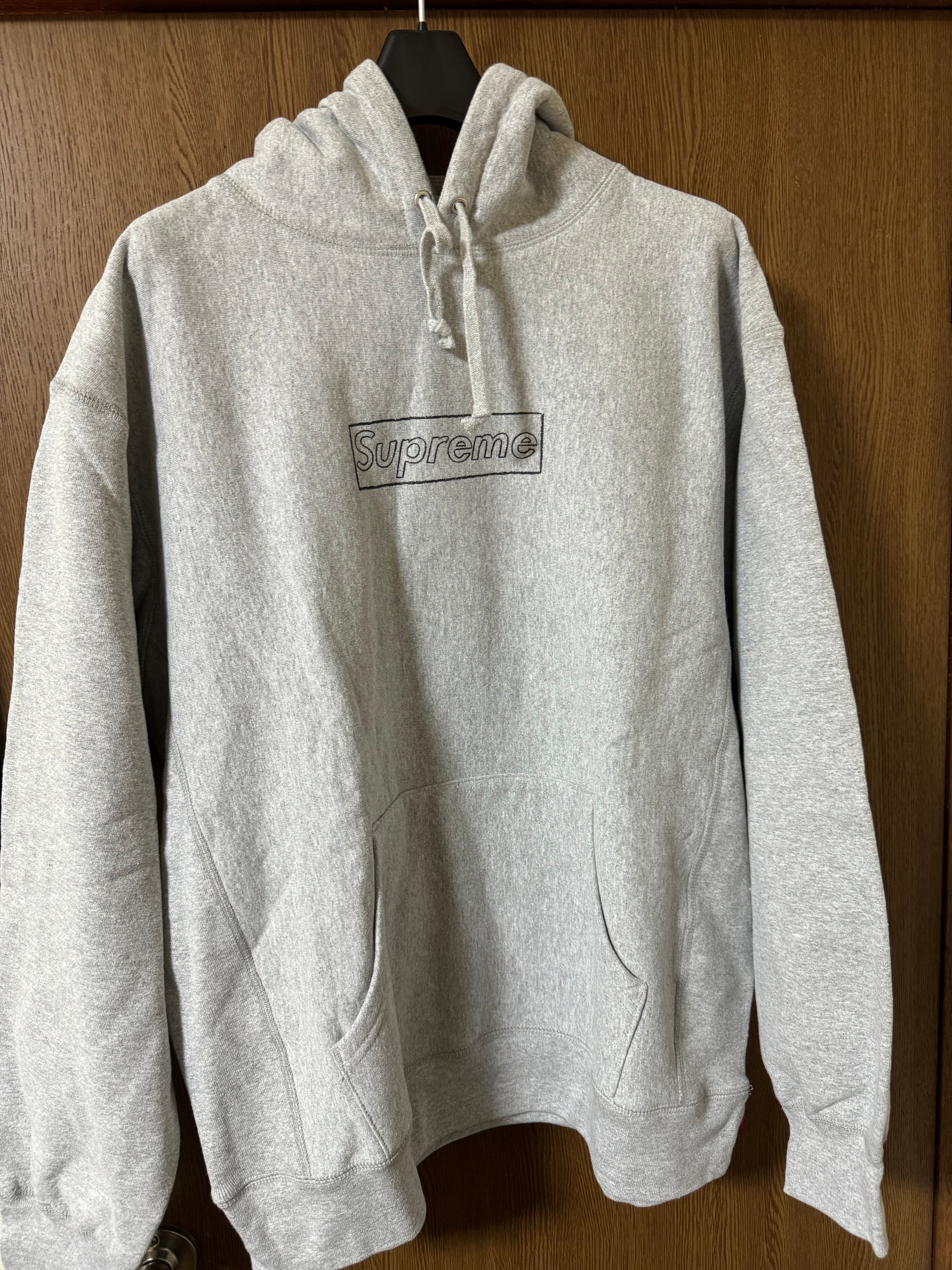 Supreme KAWS Chalk Logo Hooded Sweatshirt "Grey"(2021)