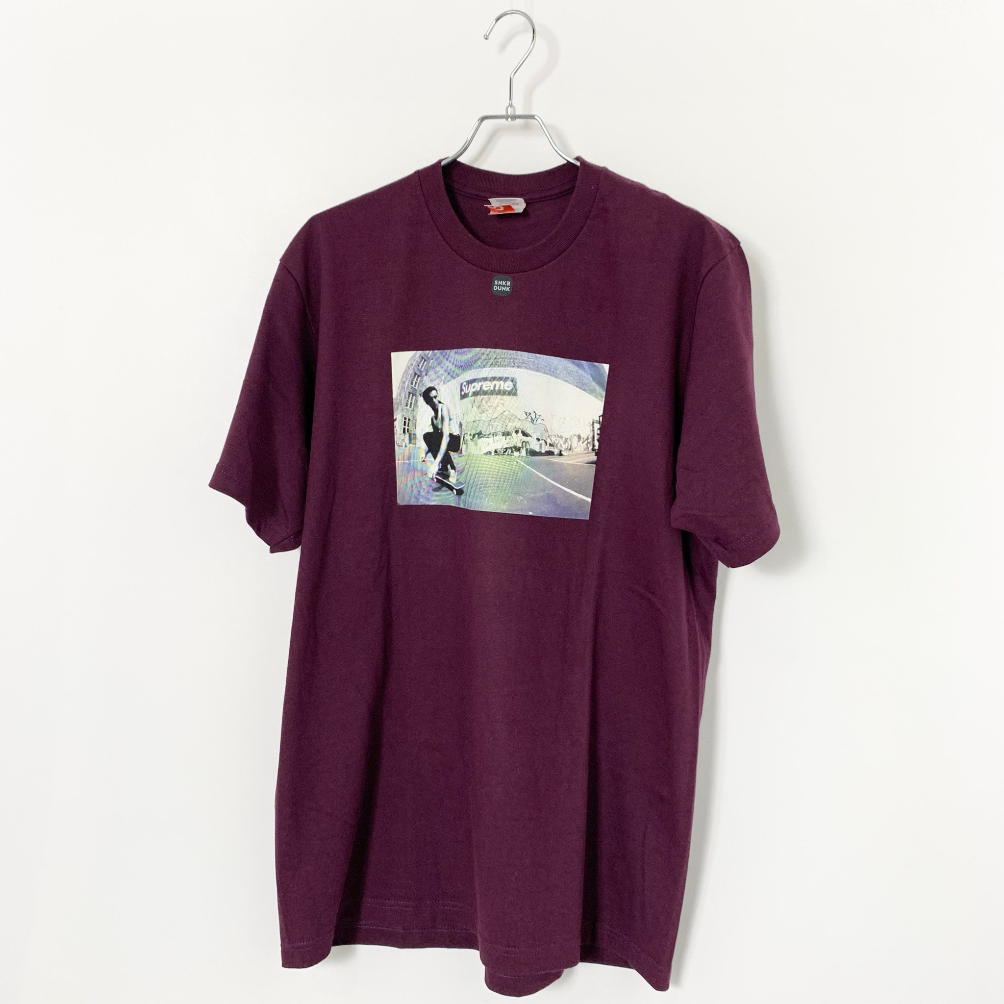 Supreme Dylan Tee "Eggplant
"