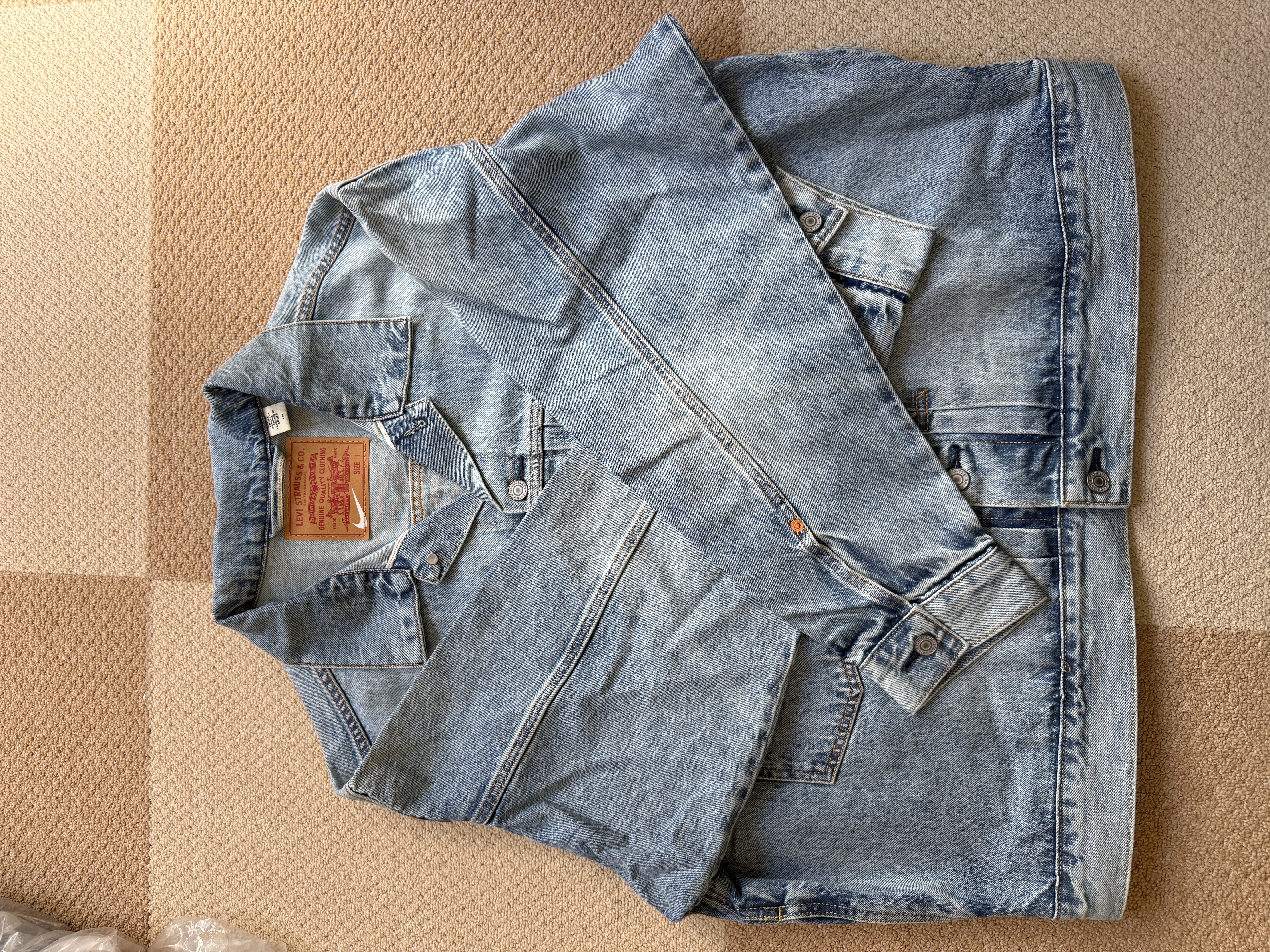 LEVI'S x Nike Denim Trucker Jacket "Light Indigo" 002TM-0000