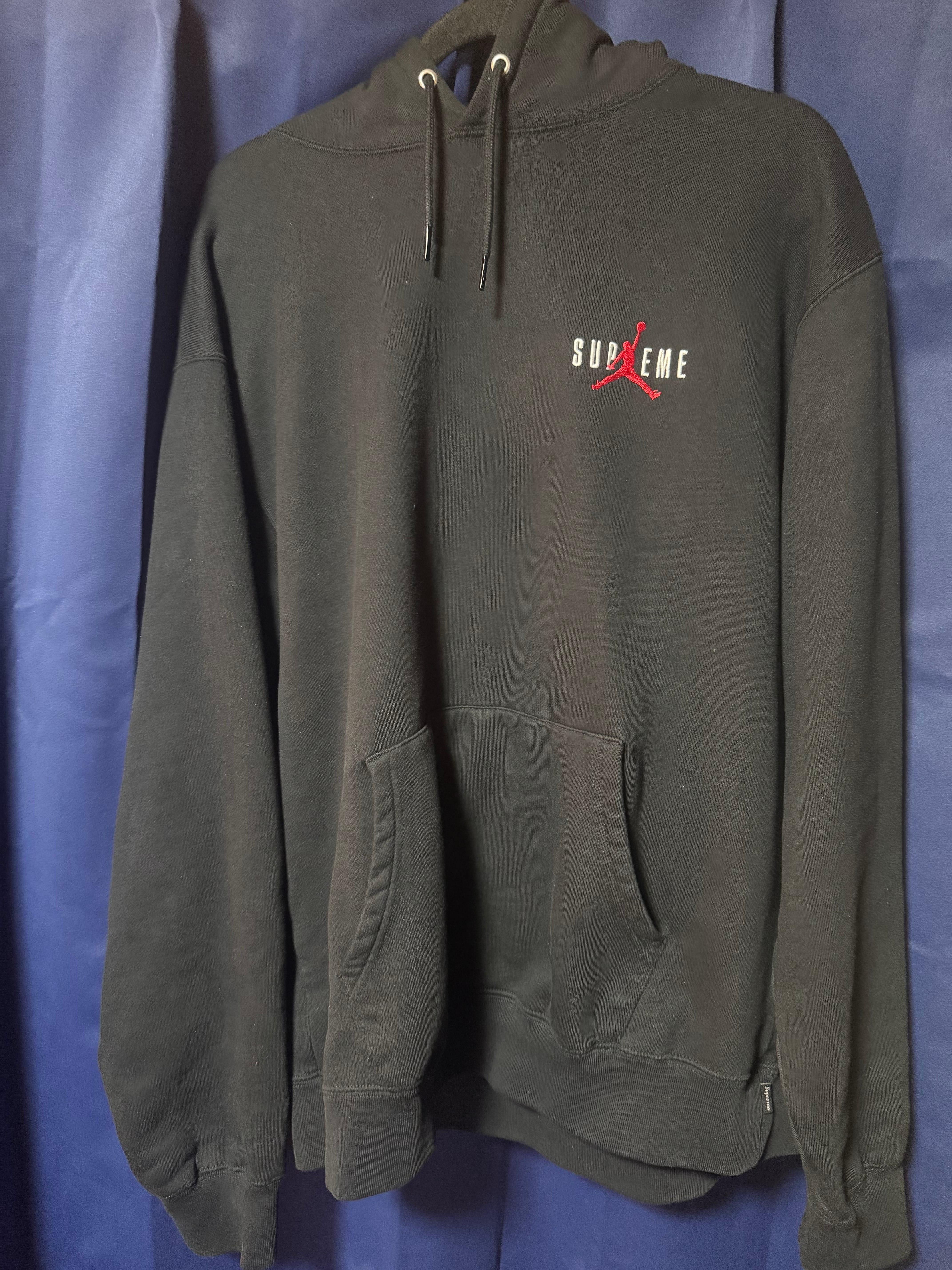 シュプリーム x ジョーダン フーディー スウェットシャツ "ブラック" HF0836-010