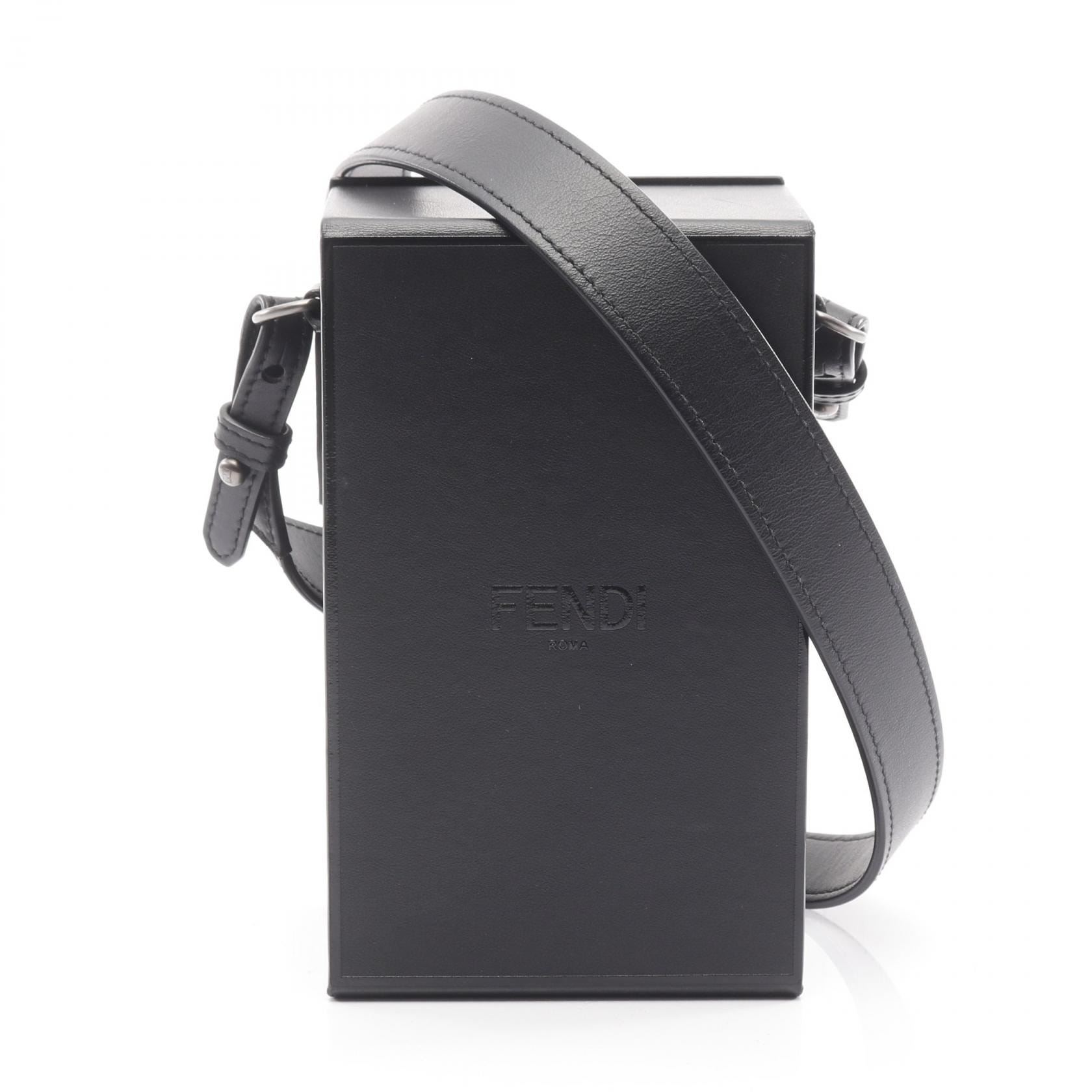 フェンディ FENDI ボックス ショルダーバッグ バッグ レザー レディース ブラック系 7VA519 【中古】