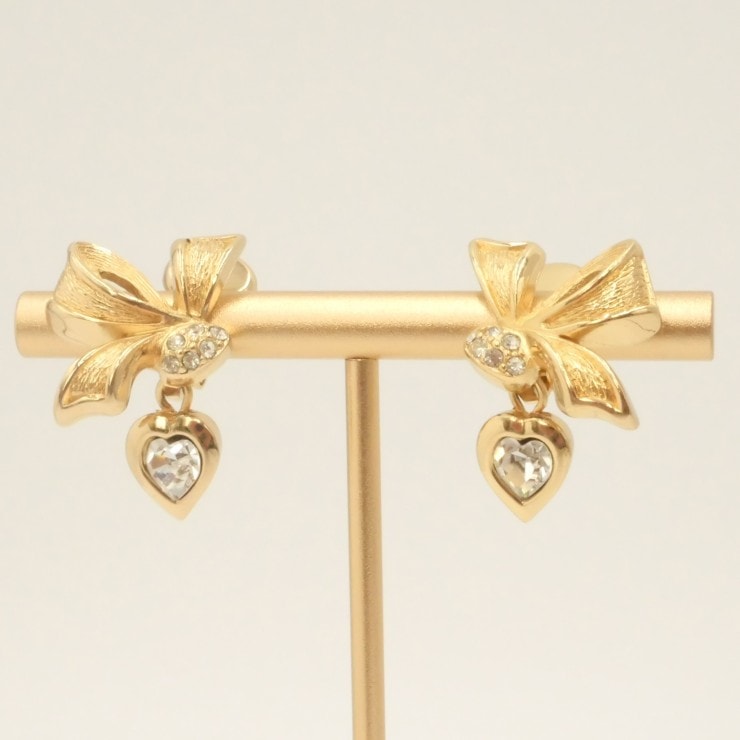 Christian Dior(クリスチャンディオール)ヴィンテージ リボンモチーフ イヤリング ゴールドカラー ハートラインストーン レディース【中古】