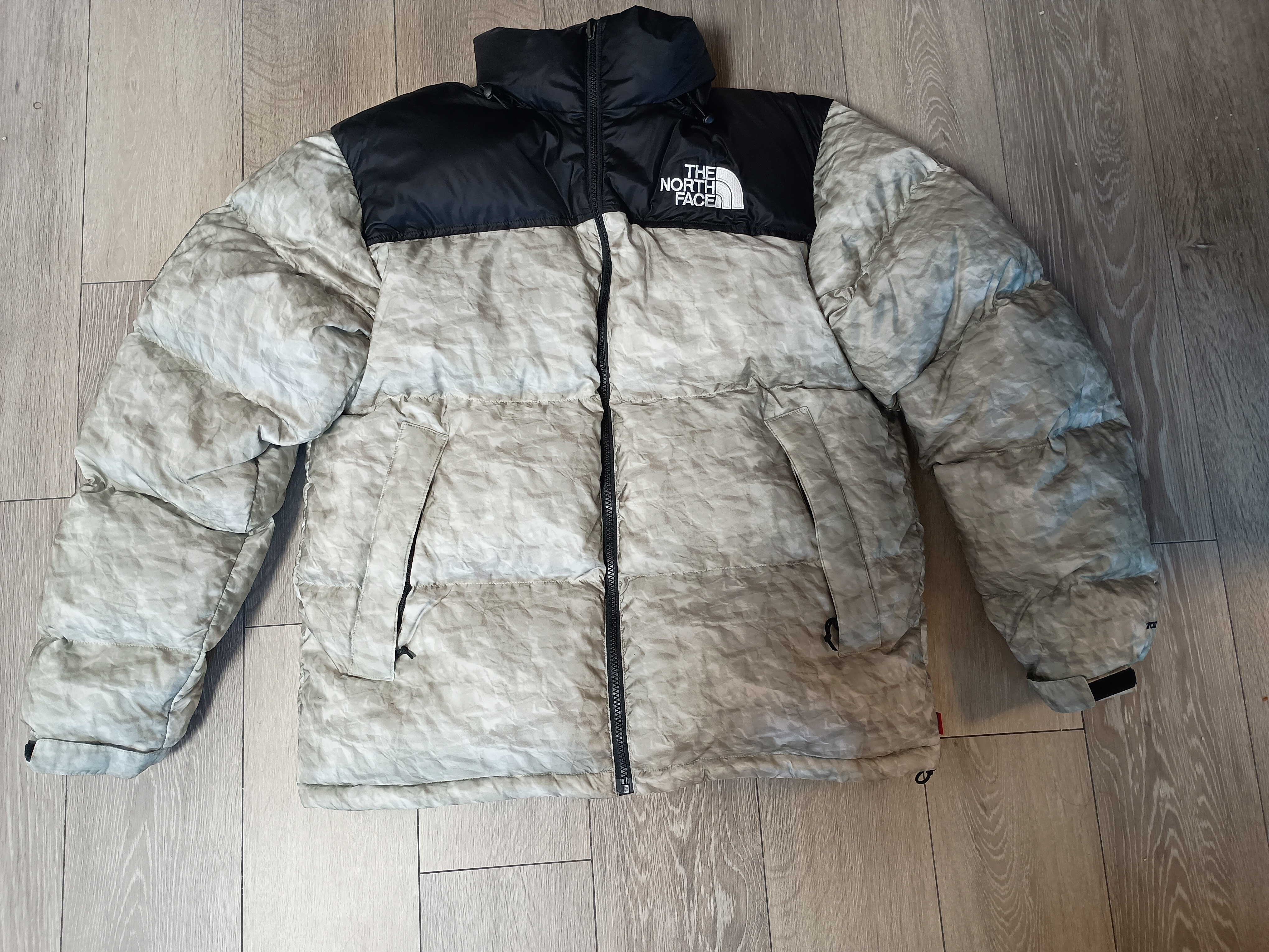 Supreme x The North Face Nuptse Jacket "White Paper Print"