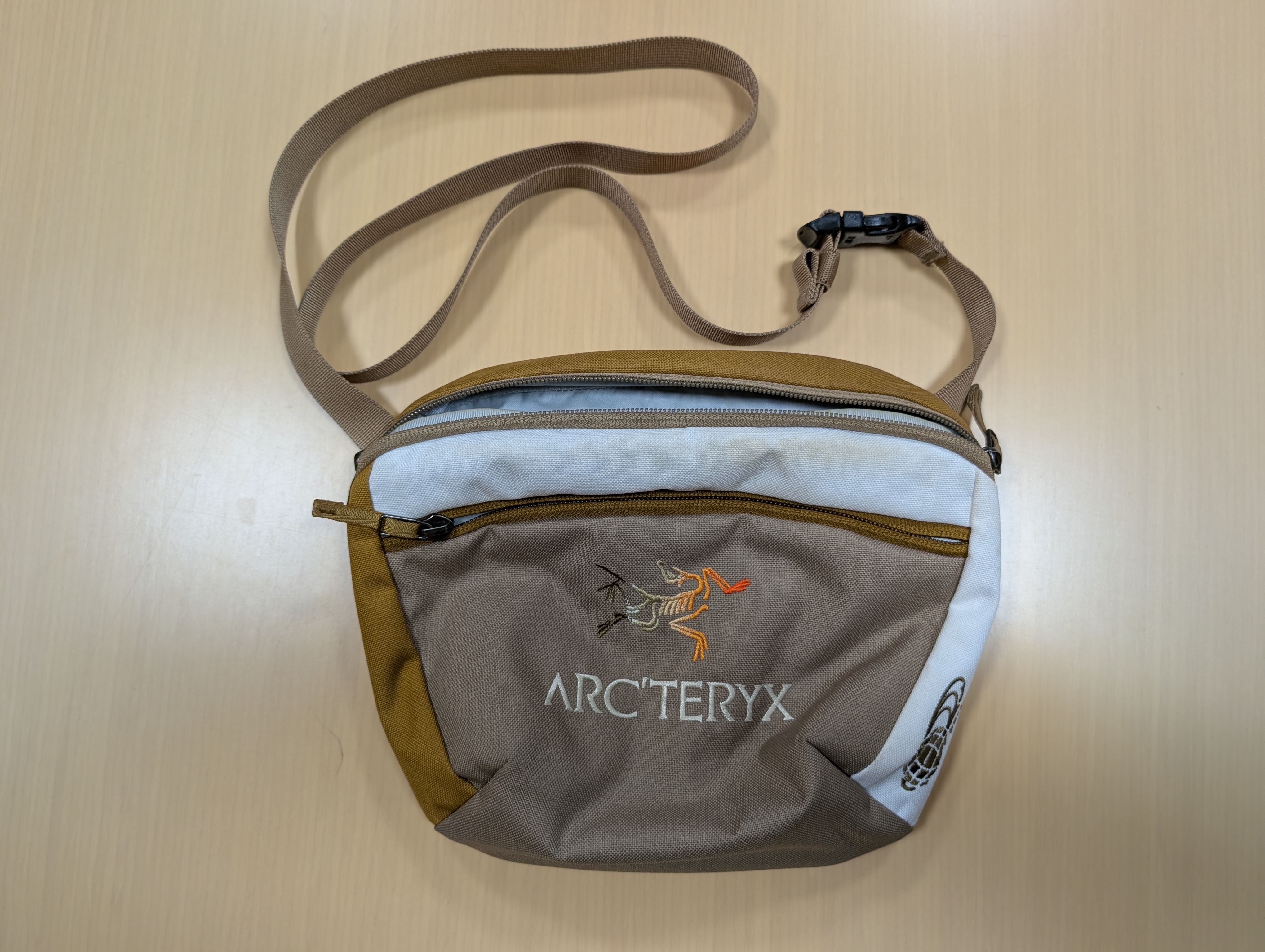 ARC'TERYX x BEAMS Mantis 2 Waist Pack "Nagomi"