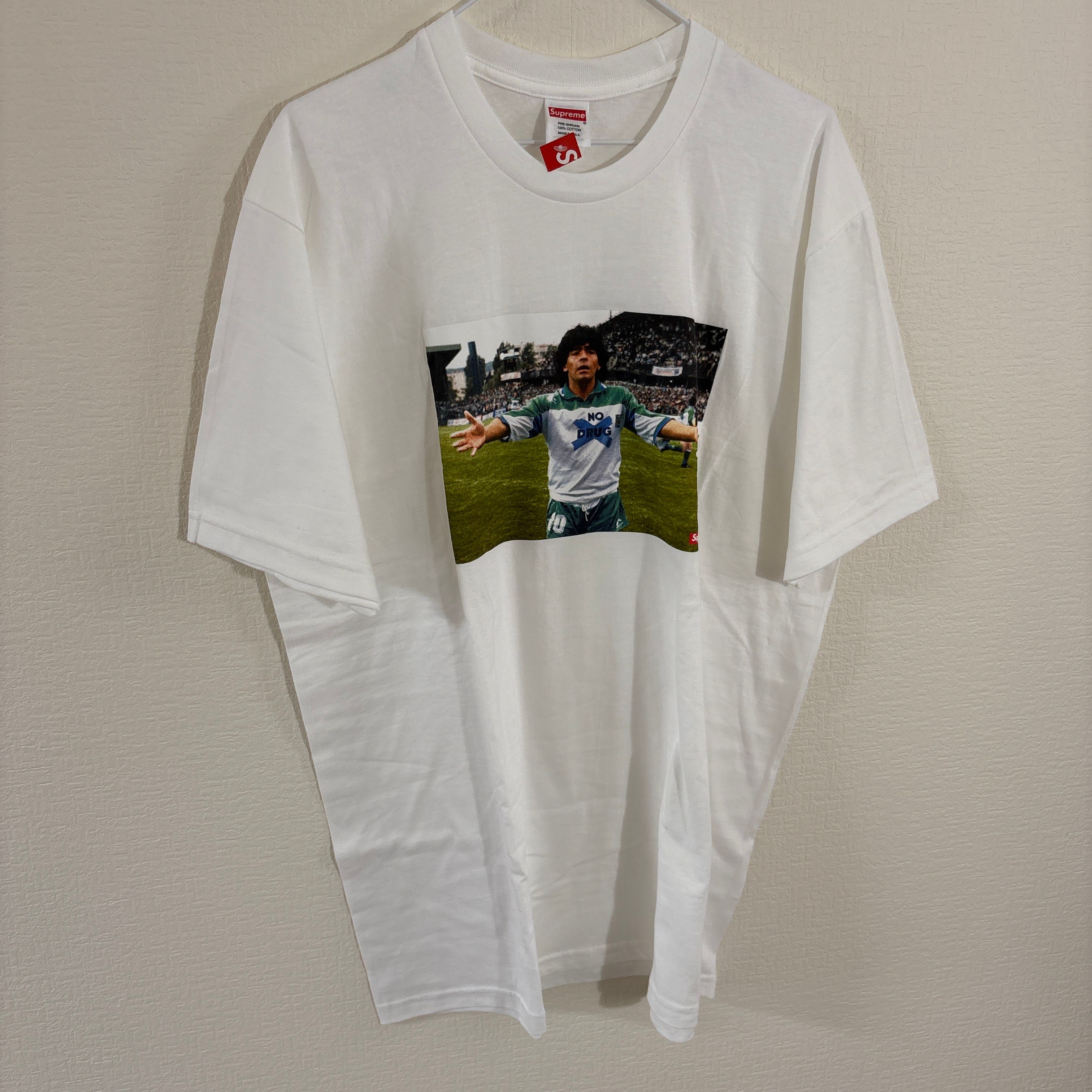 シュプリーム マラドーナ Tシャツ "ホワイト"