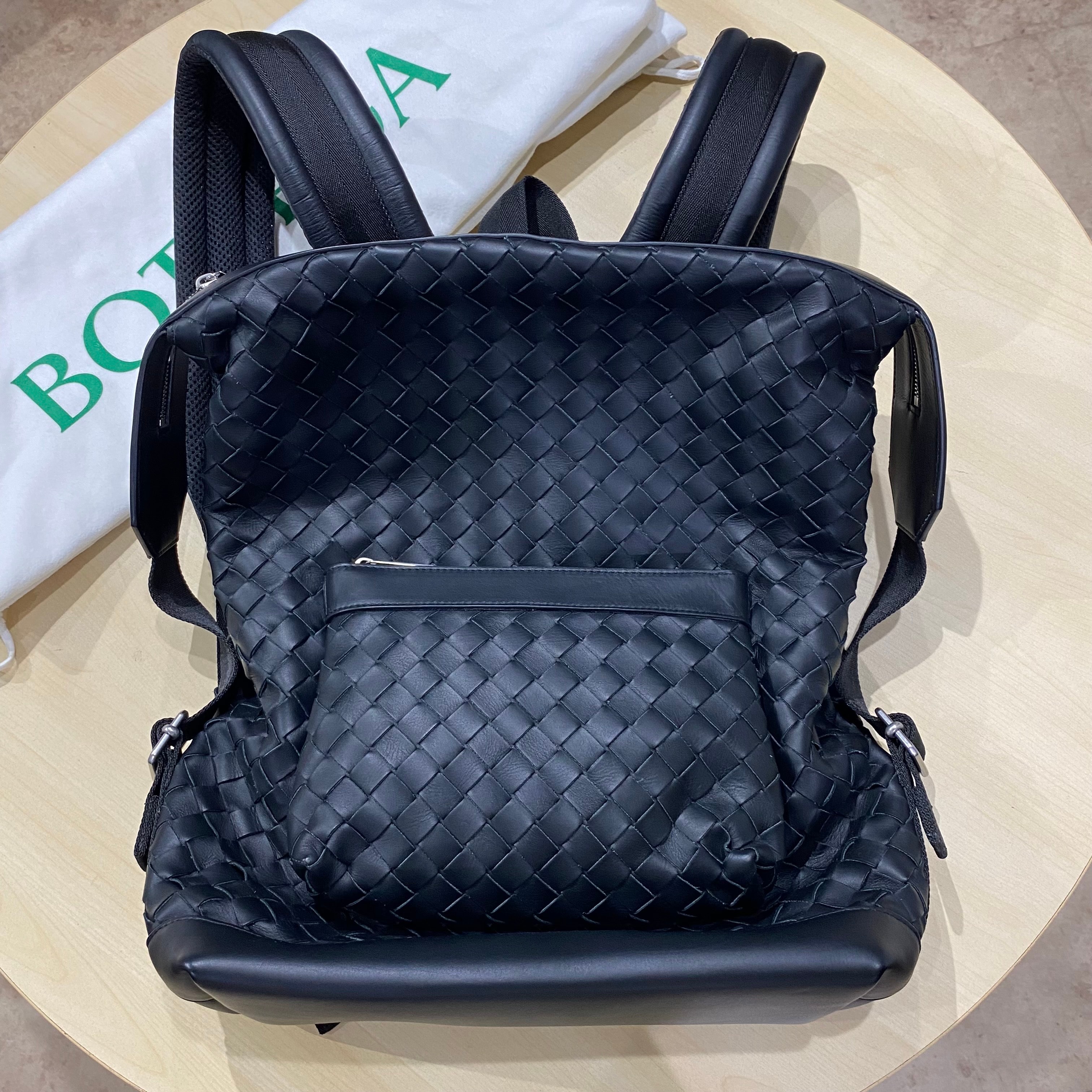 BOTTEGA VENETA ボッテガ バッグ リュック レザー 本革