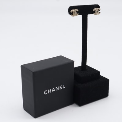 美品 CHANEL シャネル ココマーク ラインストーン ピアス GP - ピアス ゴールド GP レディース