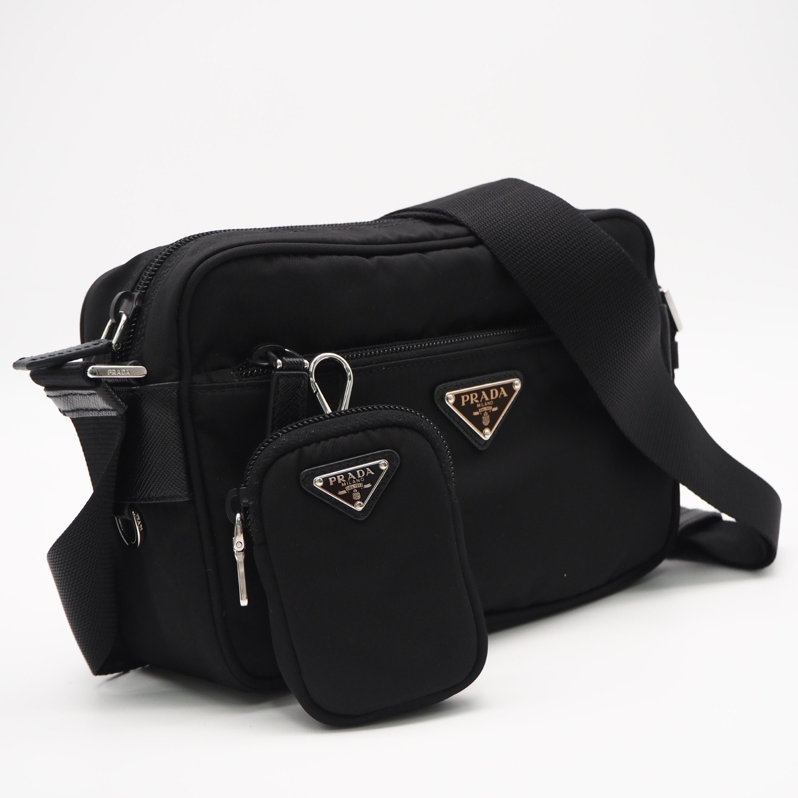 美品 PRADA プラダ リサイクルポリアミド Re-Nylon ショルダーバッグ 1BC167 ショルダーバッグ ブラック ナイロン レディース