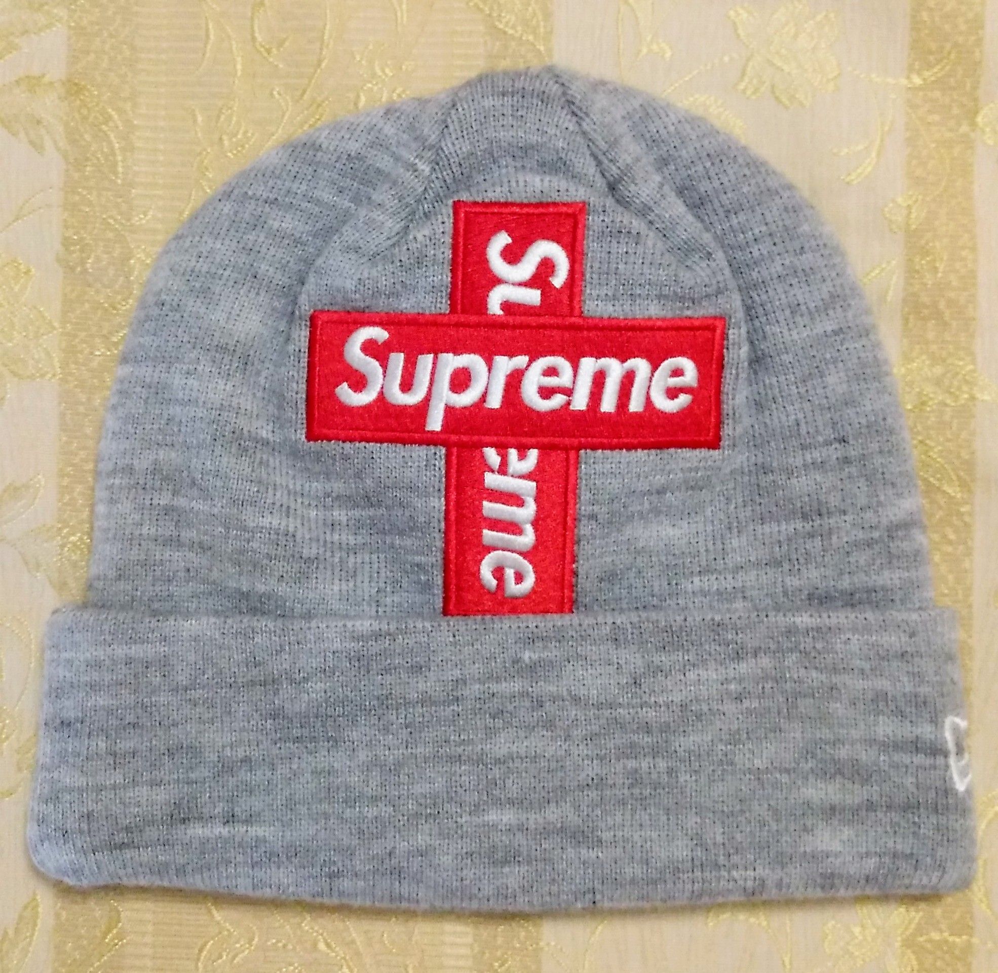 Supreme New Era® Cross Box Logo Beanie "Grey"