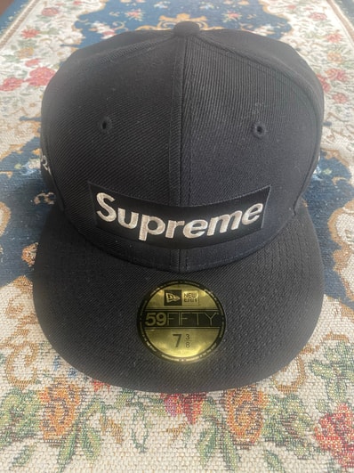 Supreme $1M Metallic Box Logo New Era® "Black"