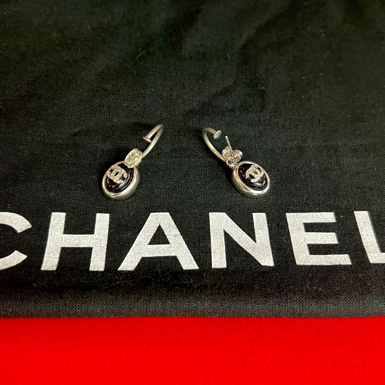 CHANEL シャネル ココマーク GP ピアス シルバー
 75139