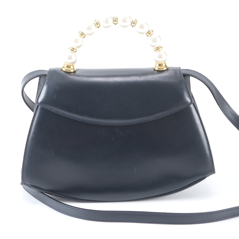 ■美品 サルヴァトーレフェラガモ パール A212060 ショルダーバッグ