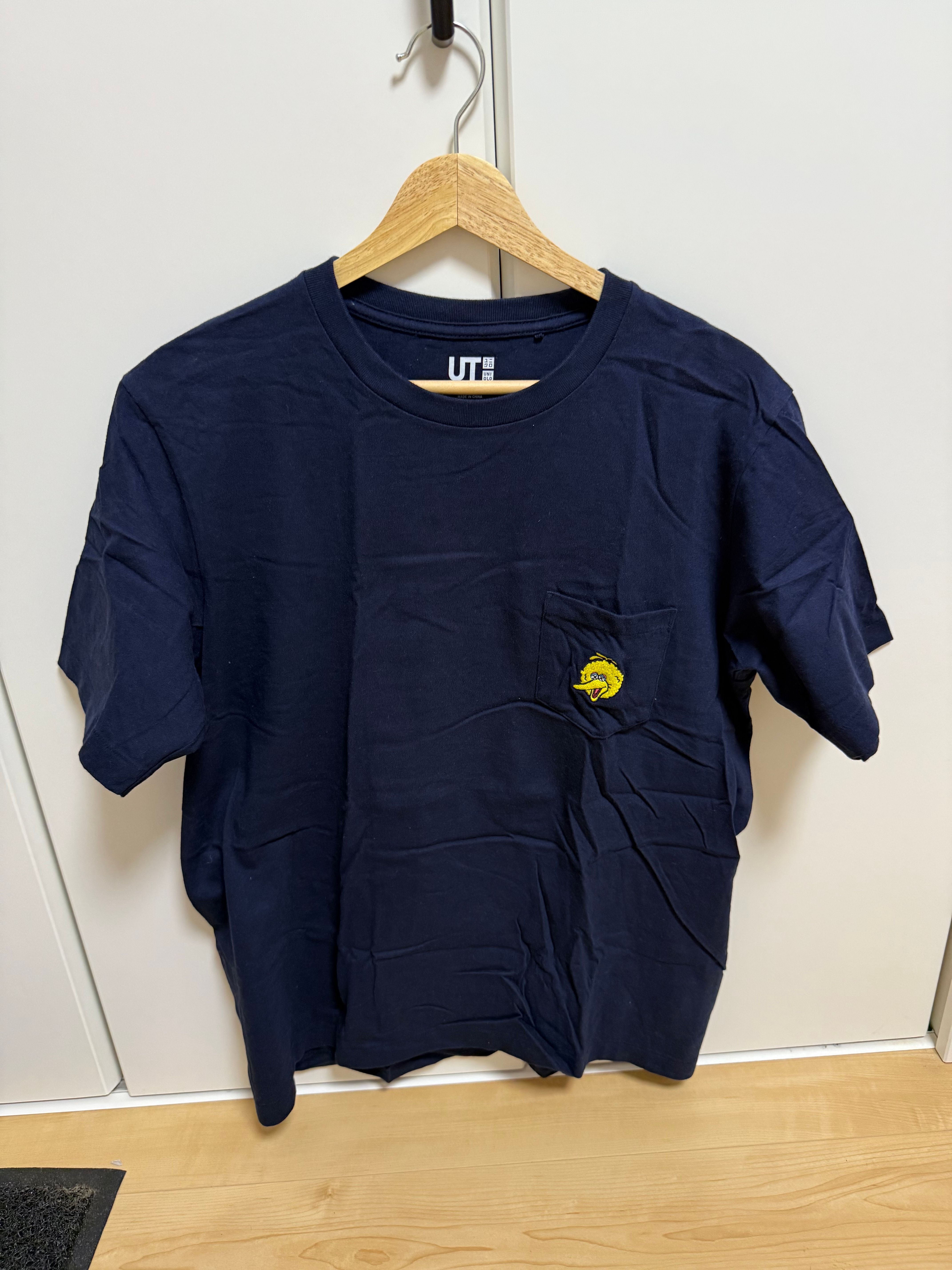 KAWS x Uniqlo x Sesame Street Big Bird Pocket Tee "Navy"