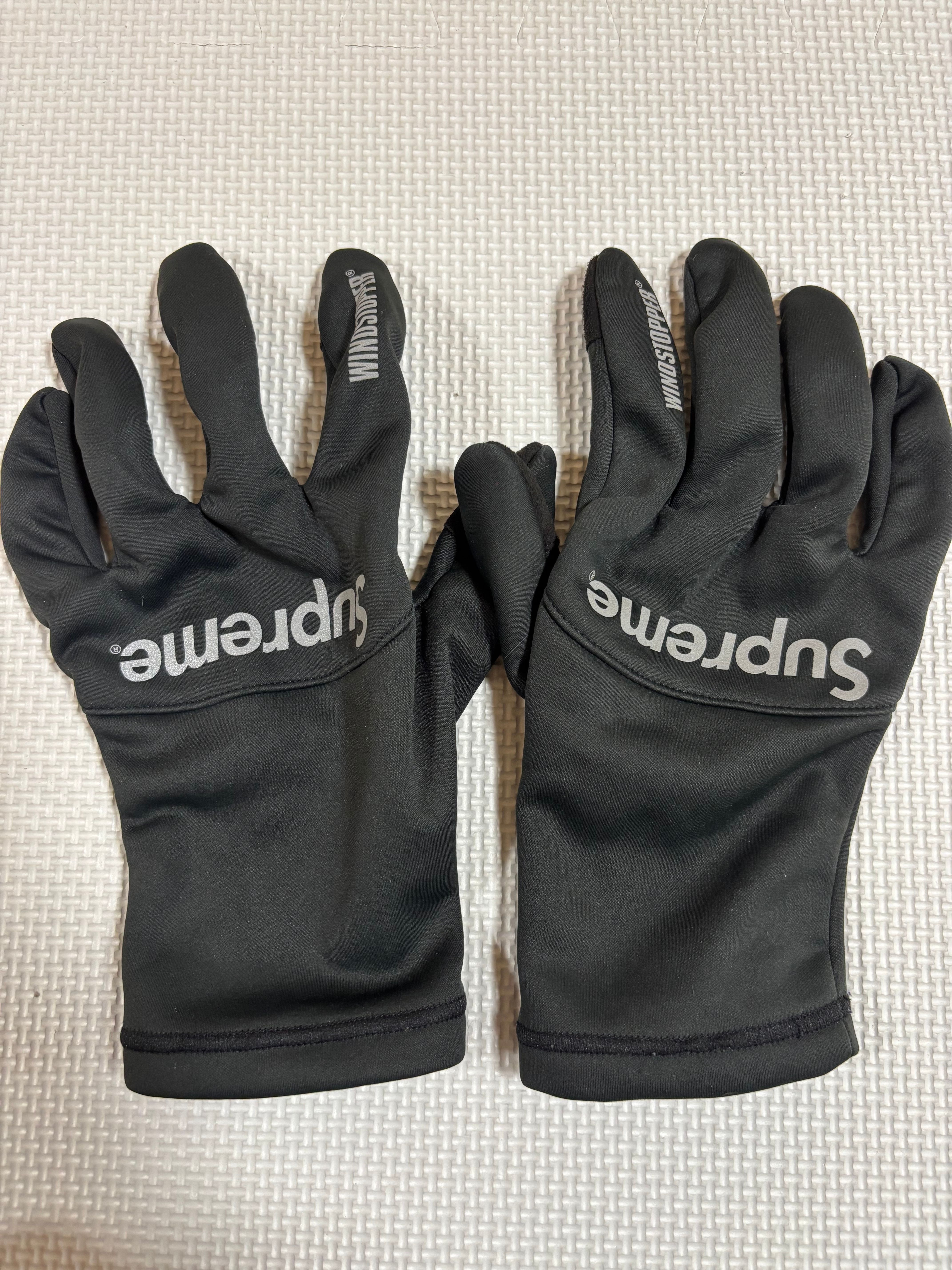 Supreme WINDSTOPPER Gloves "Black"