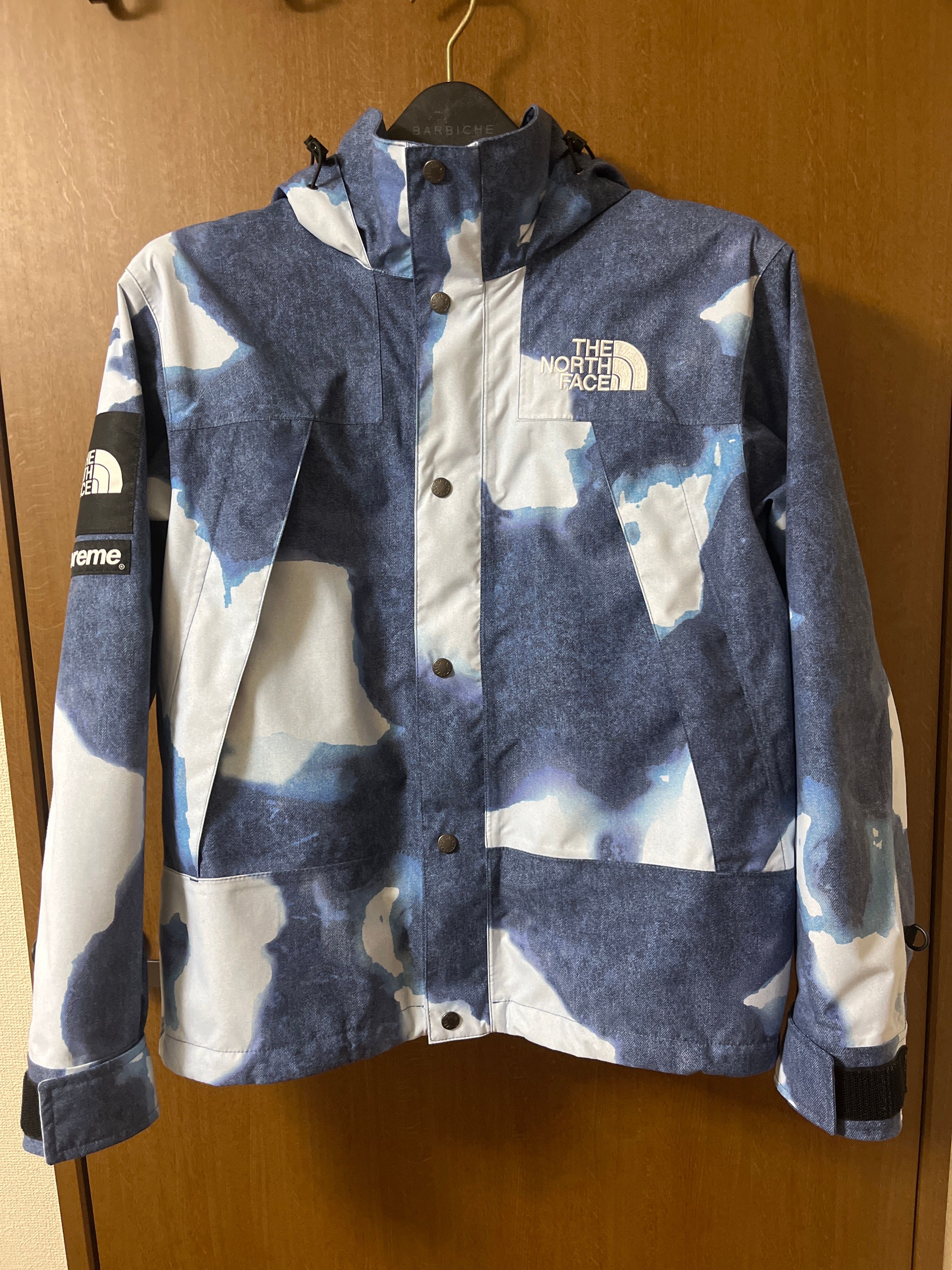 Supreme x The North Face Bleached Denim Print Mountain Jacket "Indigo"