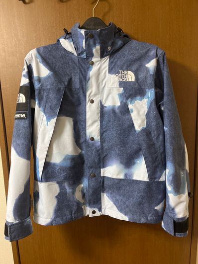 Supreme x The North Face Bleached Denim Print Mountain Jacket "Indigo"