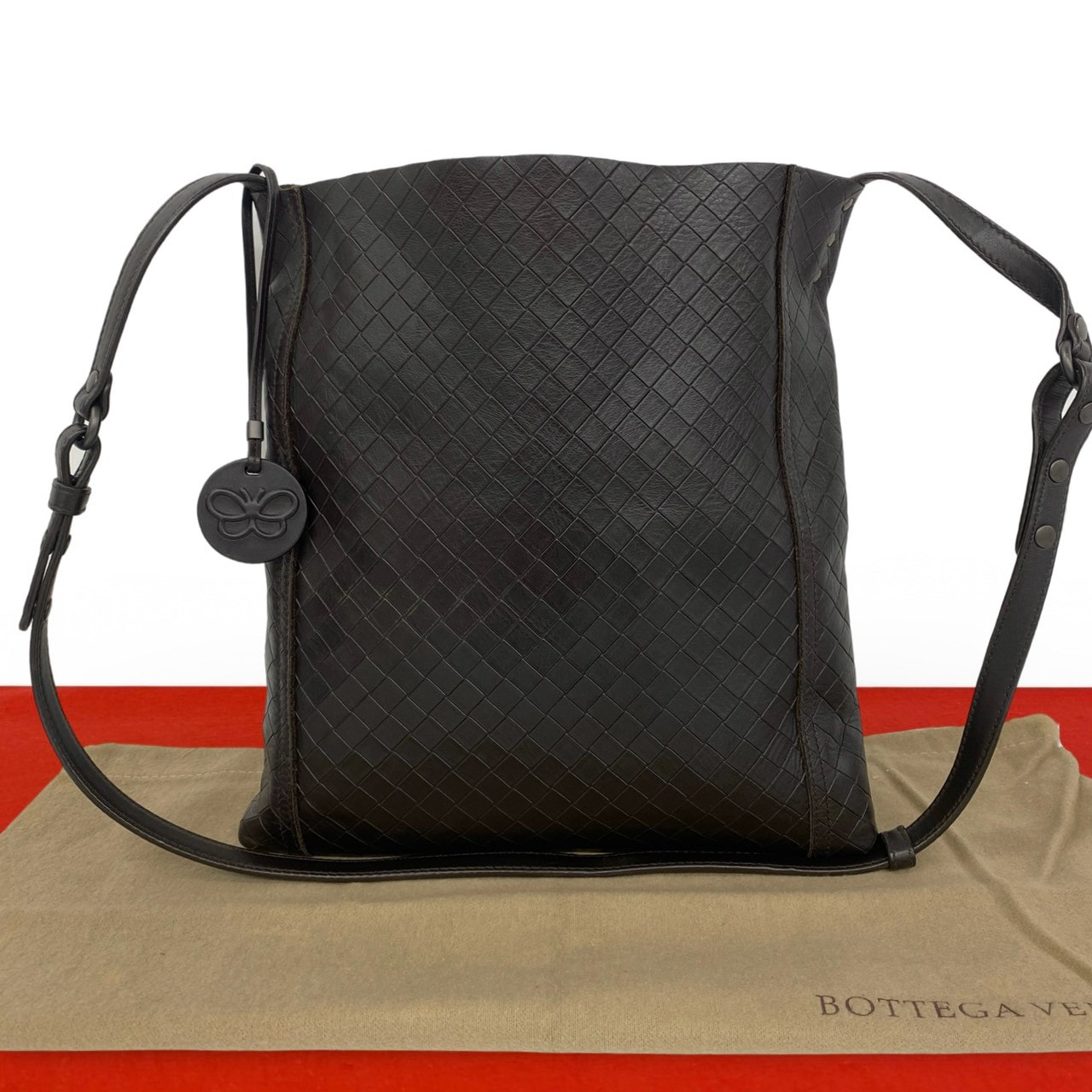 BOTTEGA VENETA ボッテガヴェネタ イントレッチオ ミラージュ レザー ショルダーバッグ ブラウン
 925-5
