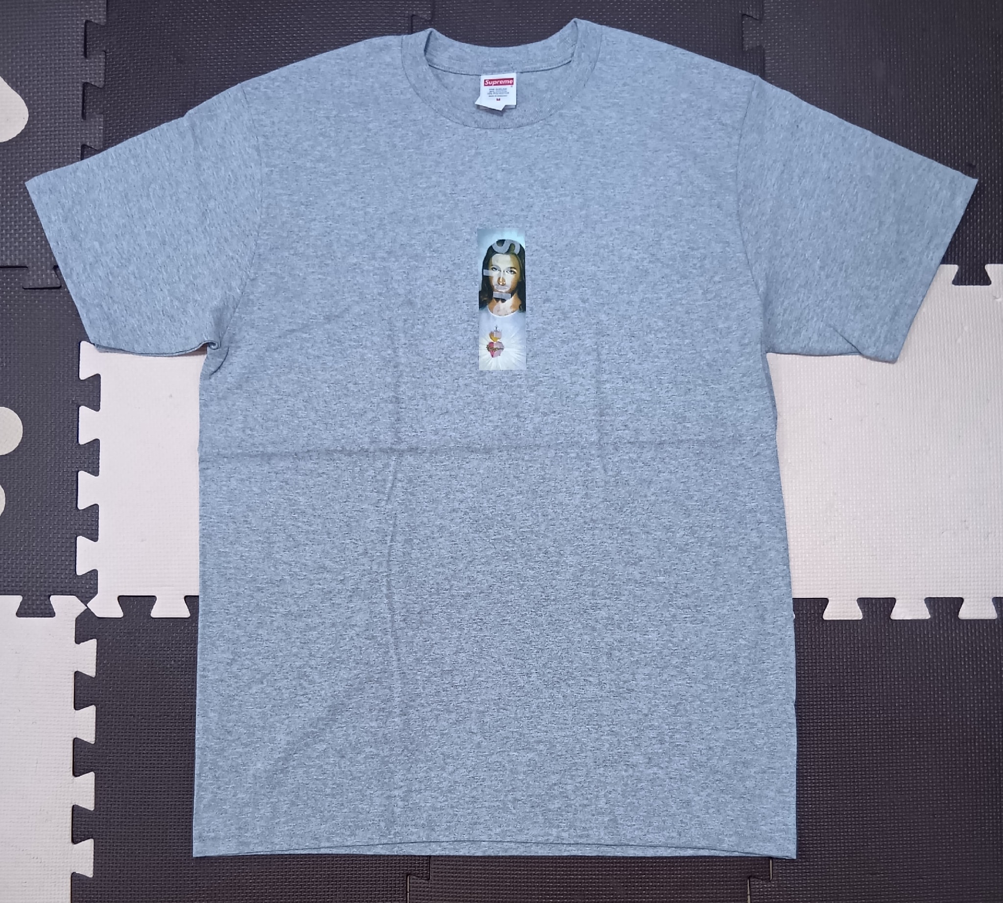 Supreme Prayer Card Box Logo Tee "Heather Grey"