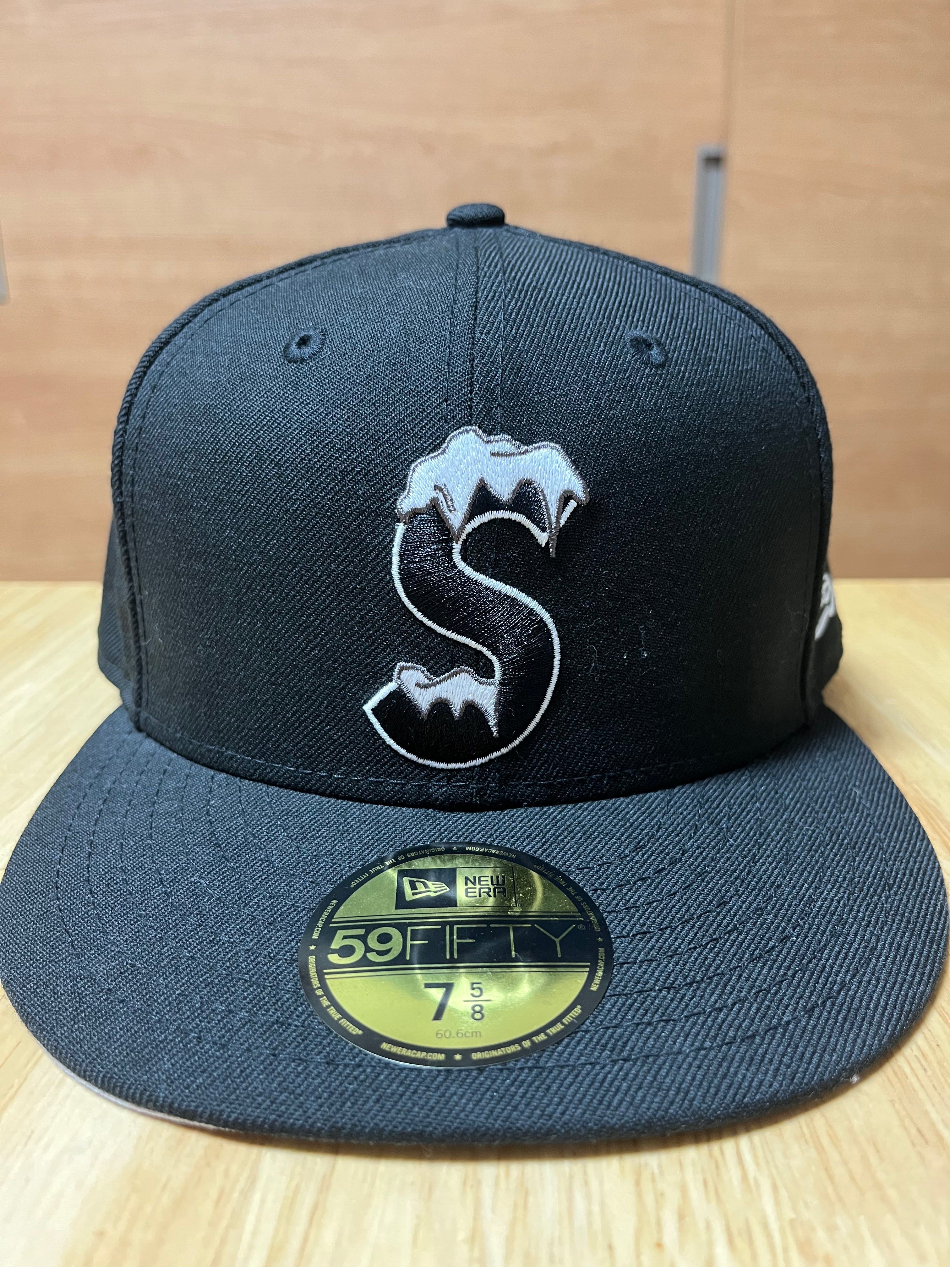 Supreme S Logo New Era® "Black" (20FW)