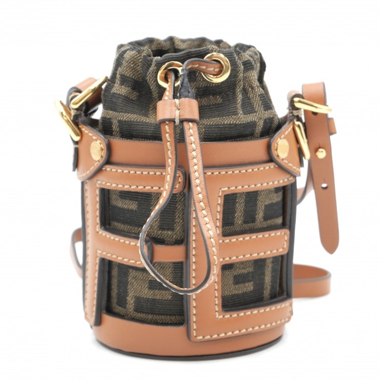 FENDI(フェンディ)ナノ ステップアウト バケットバッグ ズッカ柄 ショルダーバッグ ブラウン キャンバス レザー ゴールド金具 レディース 7AS189【中古】