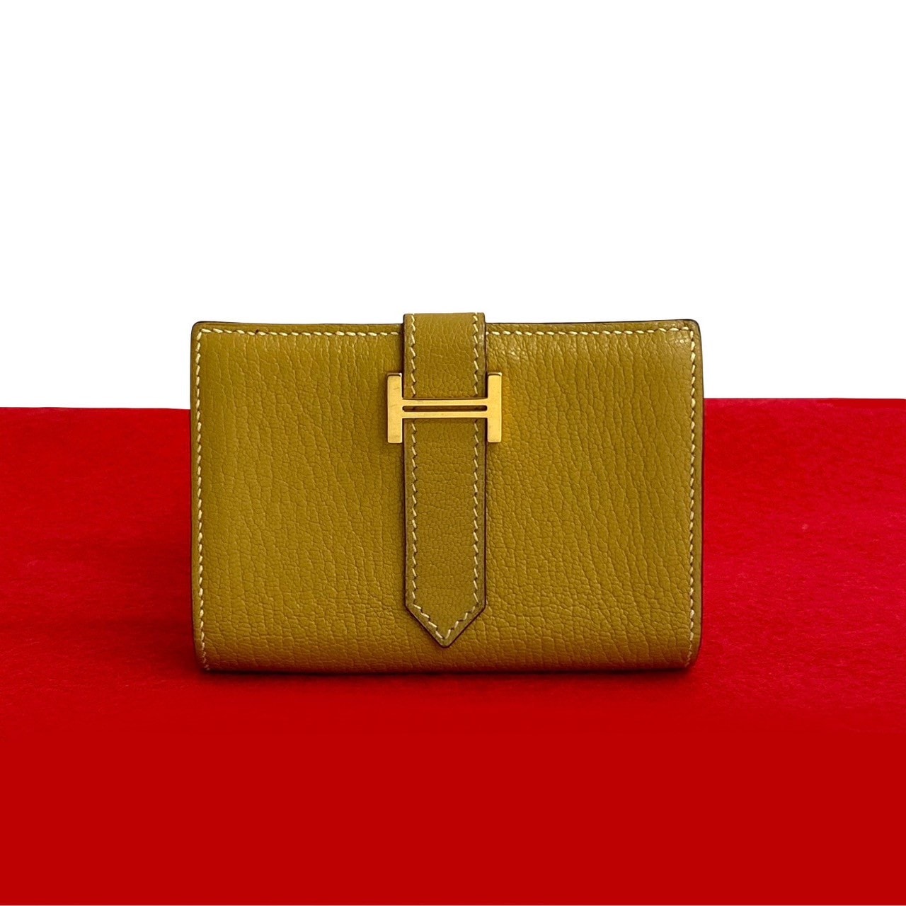 HERMES エルメス ベアン ミニ シェーブル カードケース イエロー
 42052