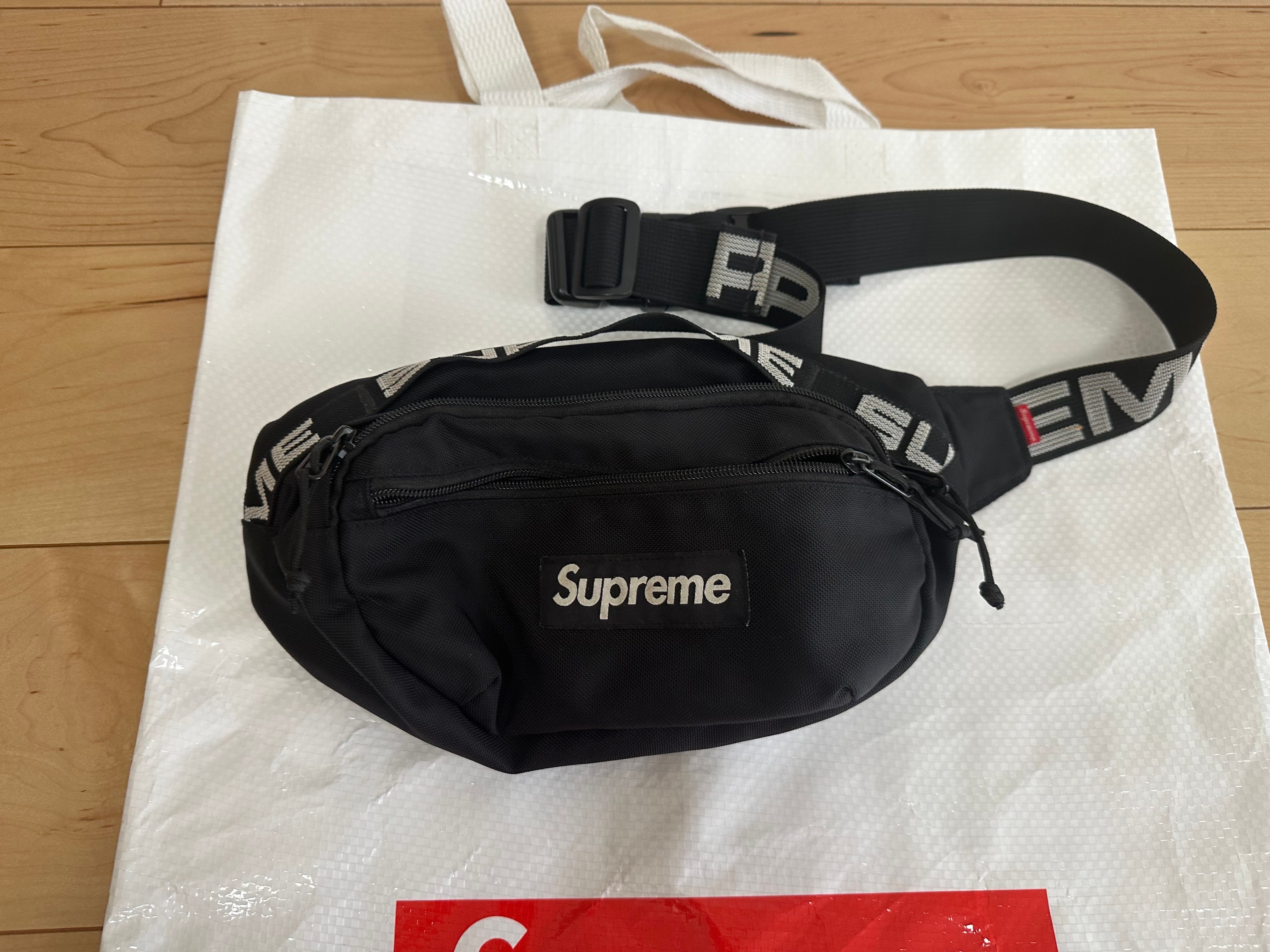 Supreme / LACOSTE Waist Bag 